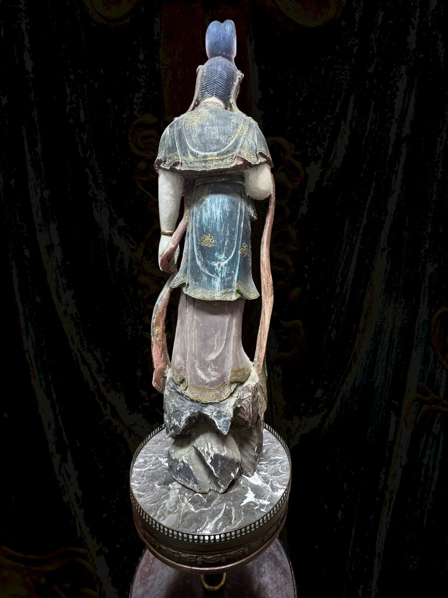 Polychrome wooden sculpture of Guanyin20.jpg