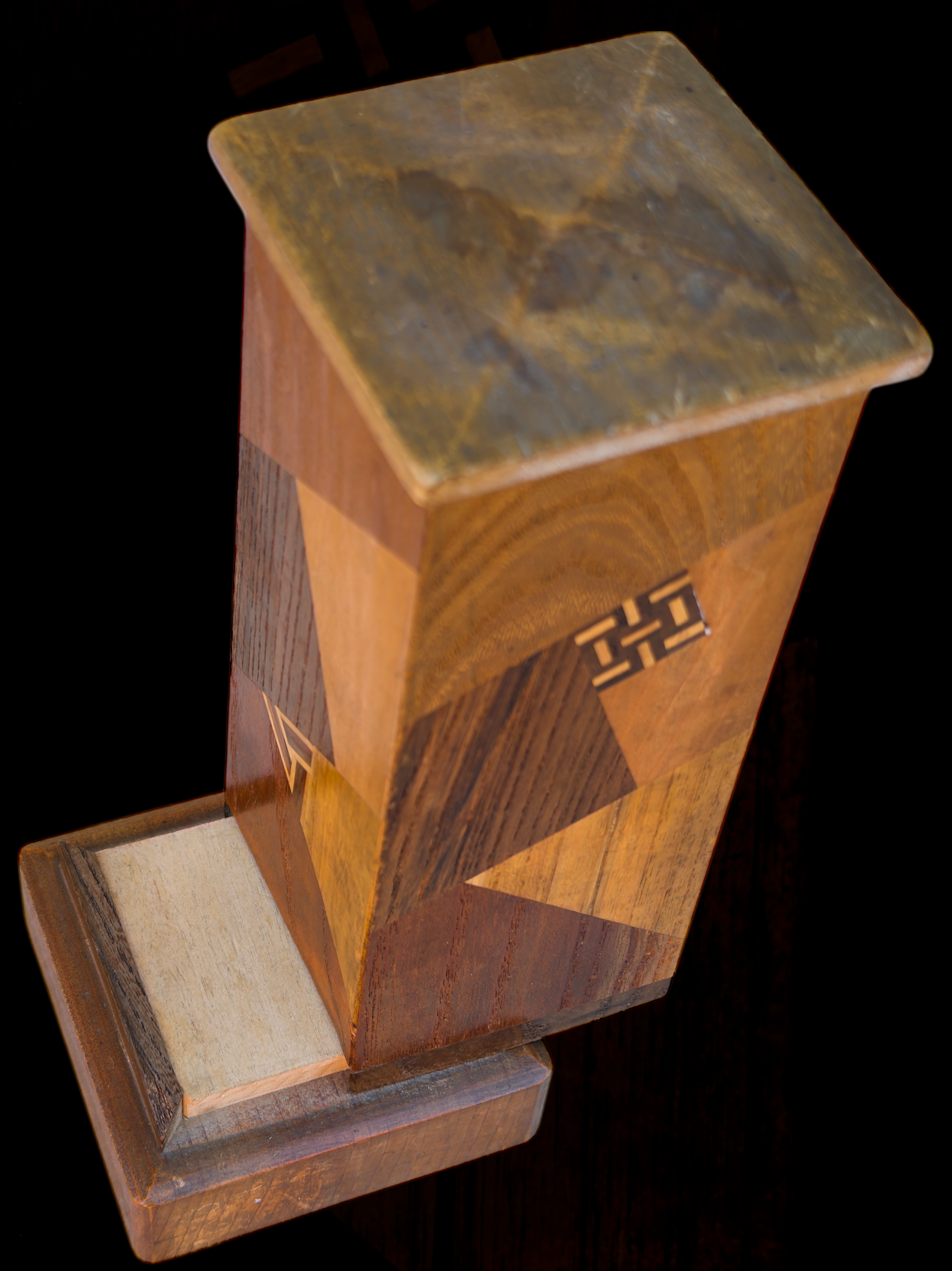 Wooden money box 16.PNG