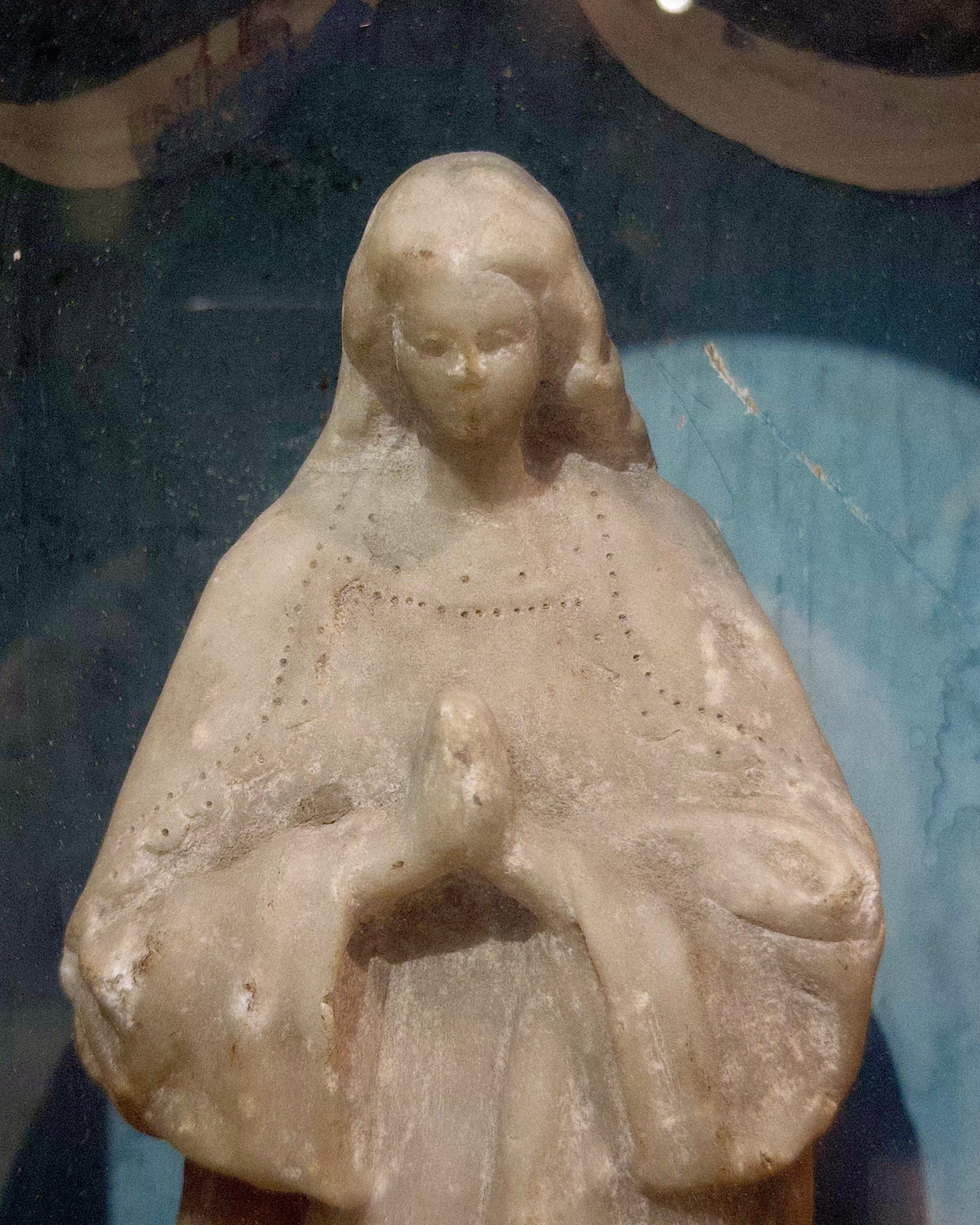 vivioli madonna statuetta (11).png