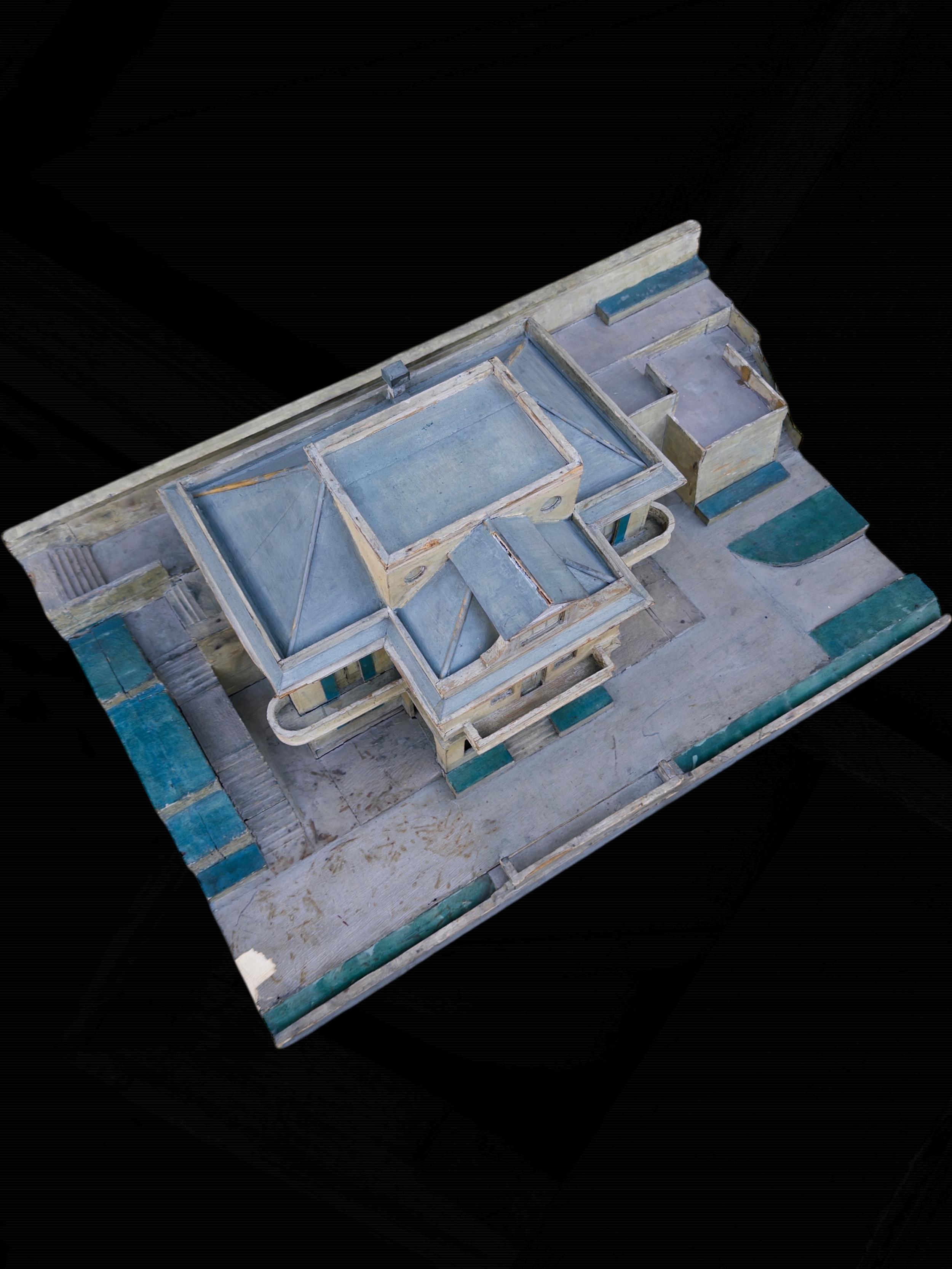 A maquette of an italian villa in the italian riviera4.PNG