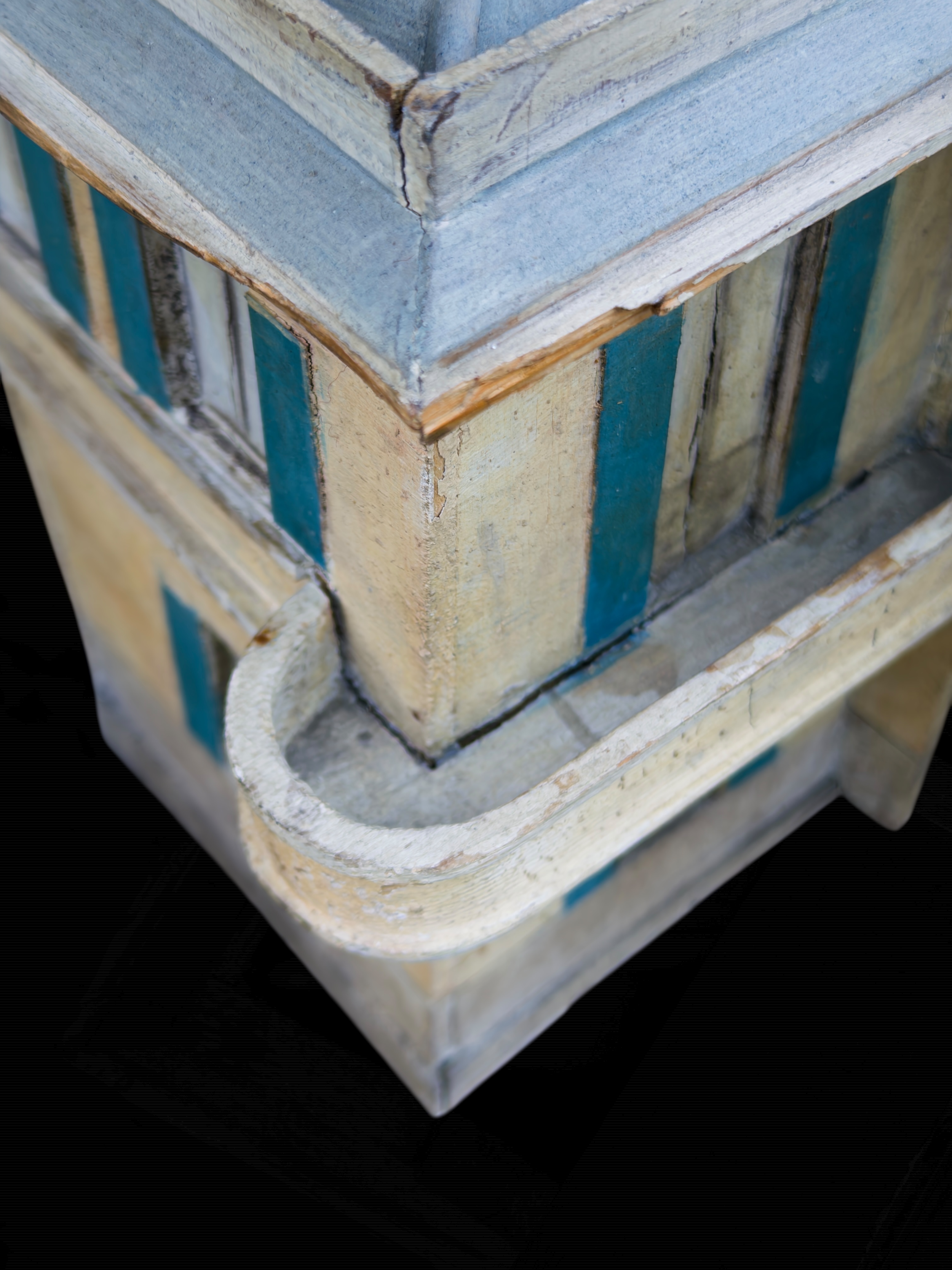 A maquette of an italian villa in the italian riviera18.PNG