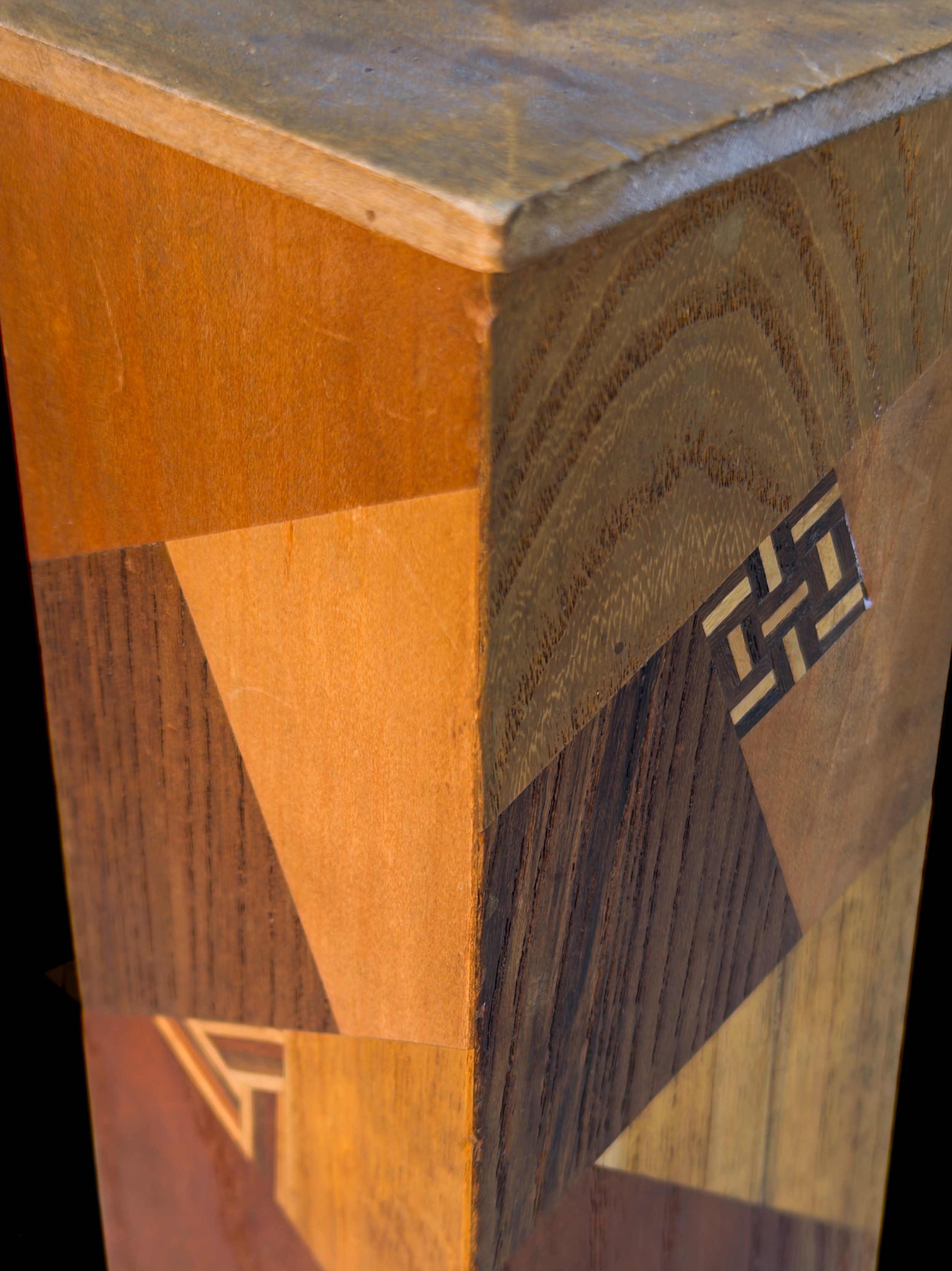 Wooden money box 13.PNG