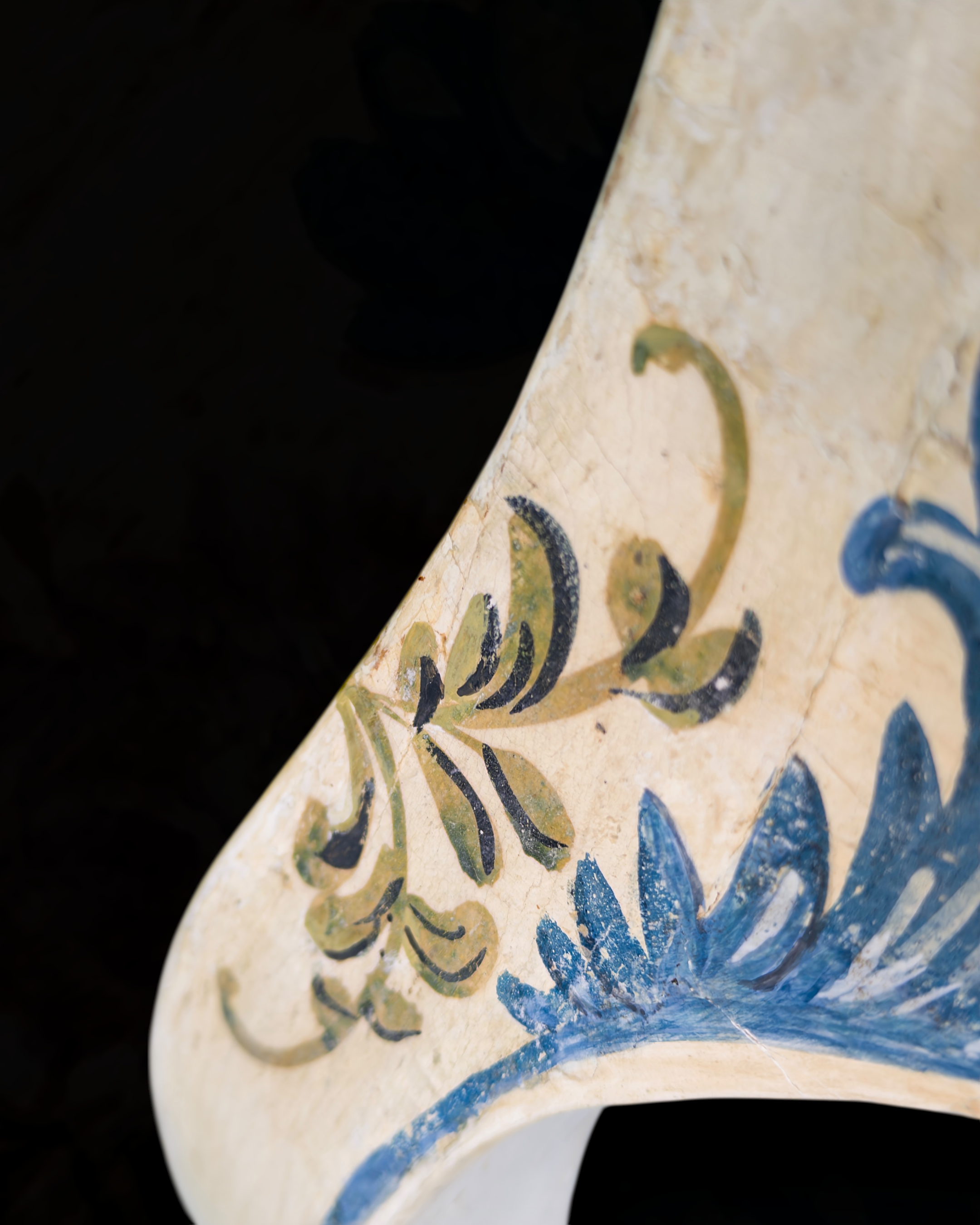 A Genoese LXV side table with faux marble top18.PNG