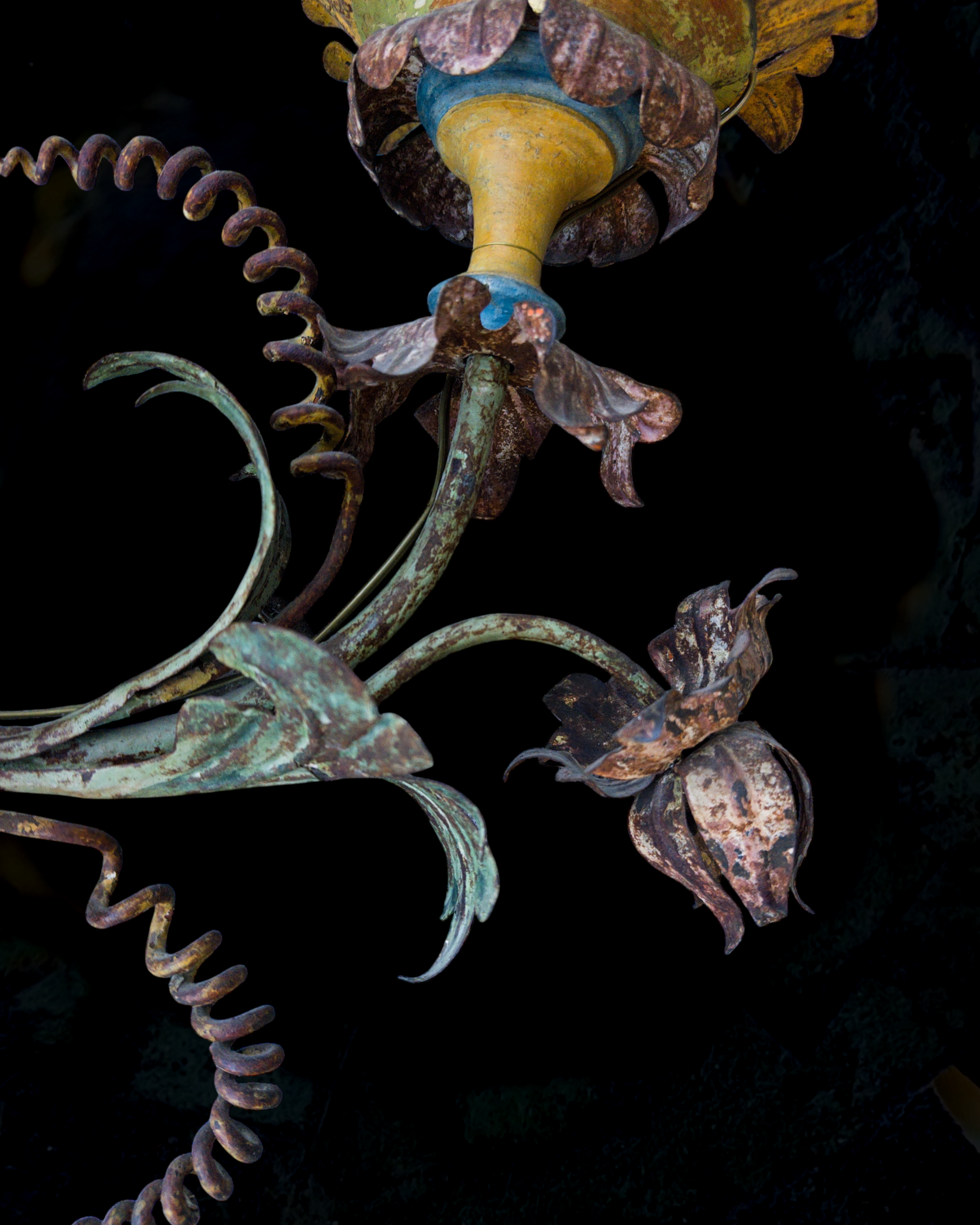 A pair of polychrome iron arms torcheres6.PNG