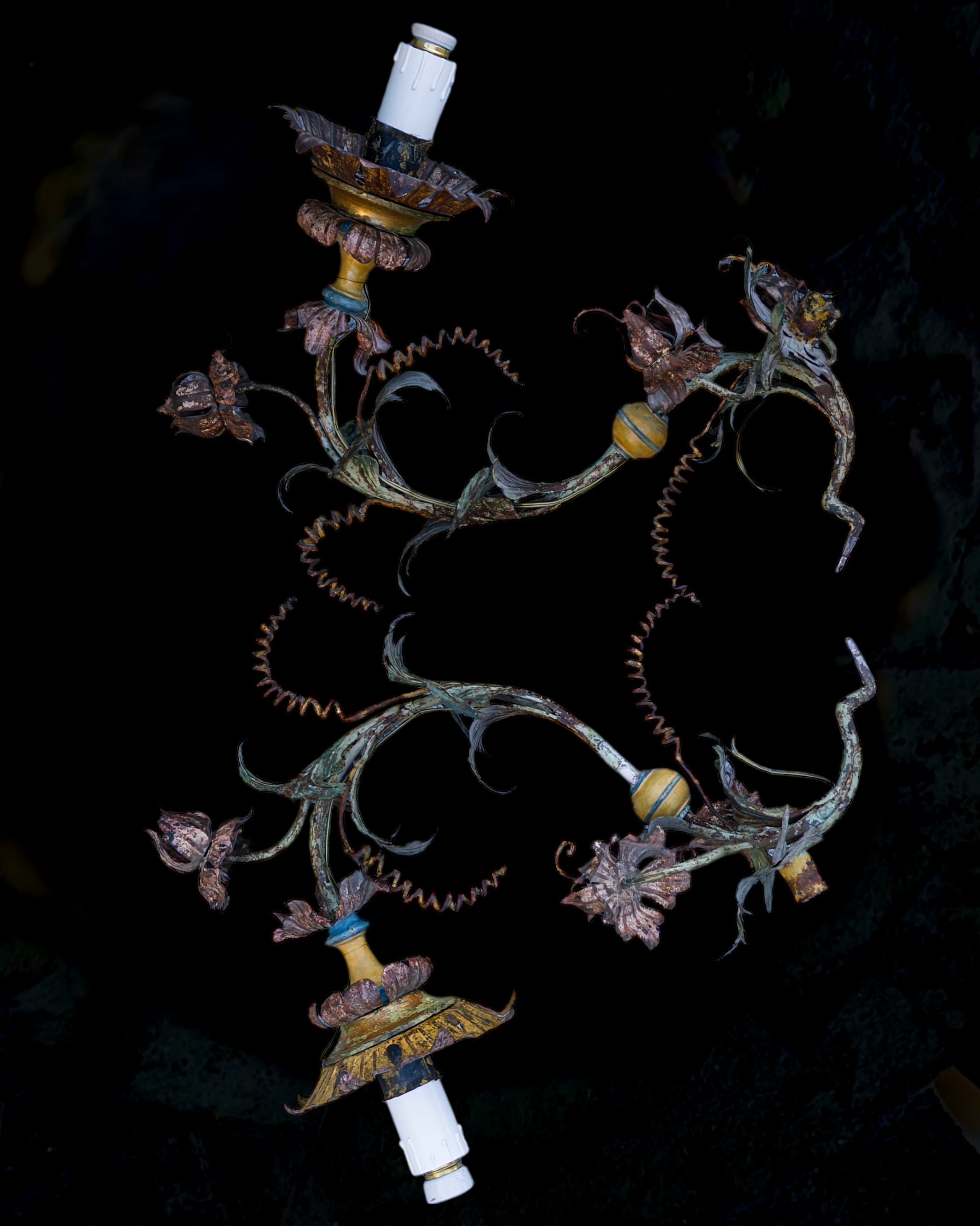 A pair of polychrome iron arms torcheres7.PNG