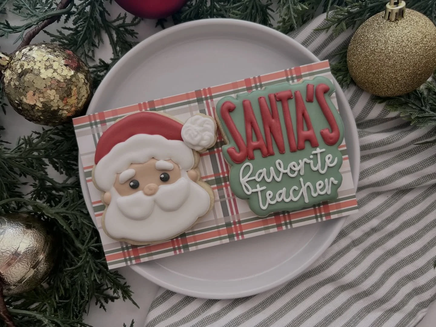 It&rsquo;s time to get those Christmas orders in! The pickup dates are filling up faster than we can say &ldquo;Merry Chrysler!&rdquo;

We have teacher gifts, class/office party treats, stocking stuffers, elf cookies&hellip; everything you need this 