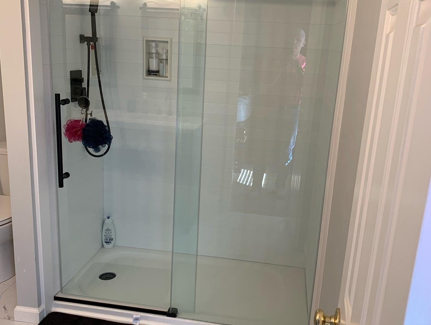 Acrylic shower bases are matchless