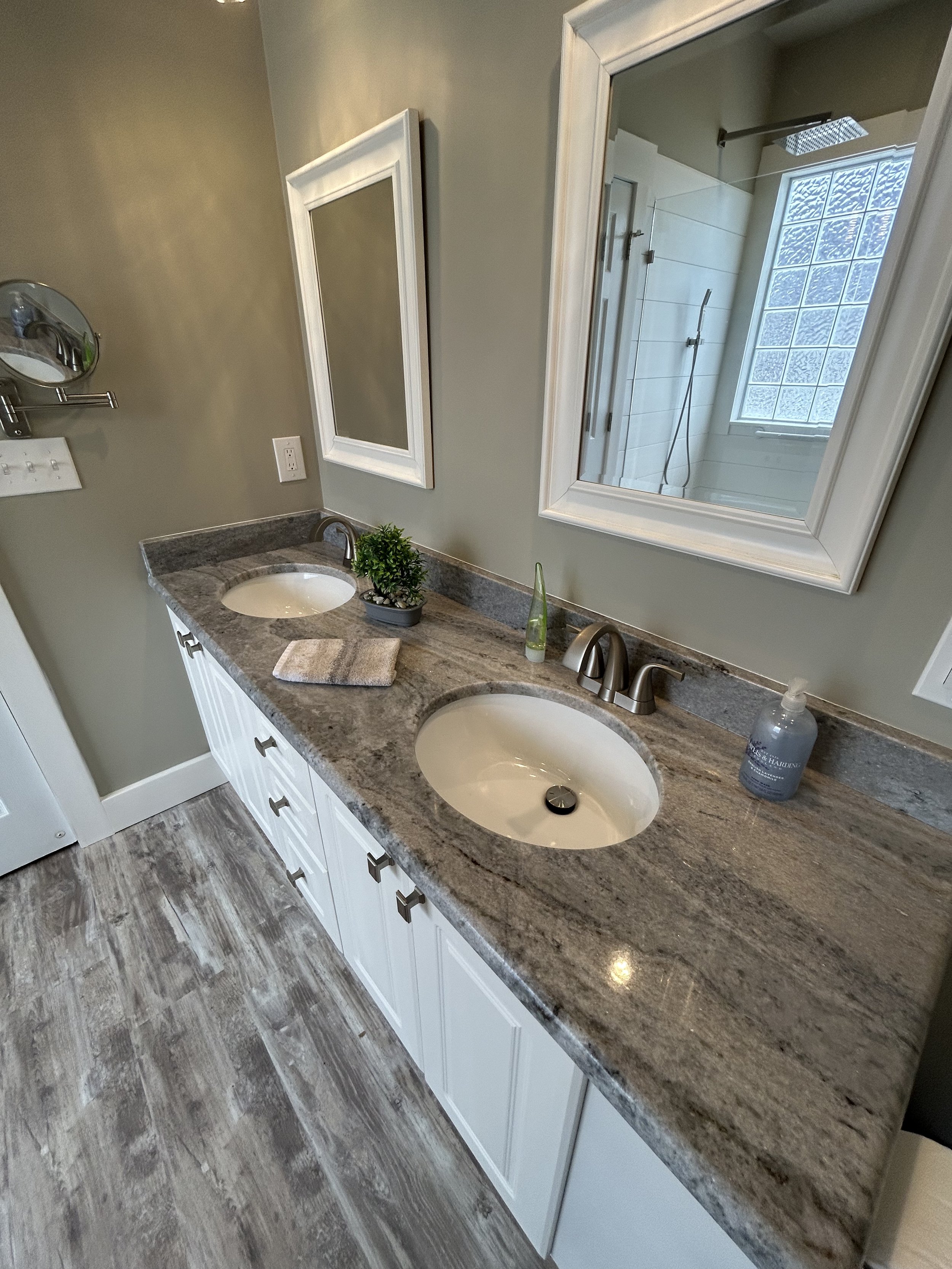 Pair countertops with flooring