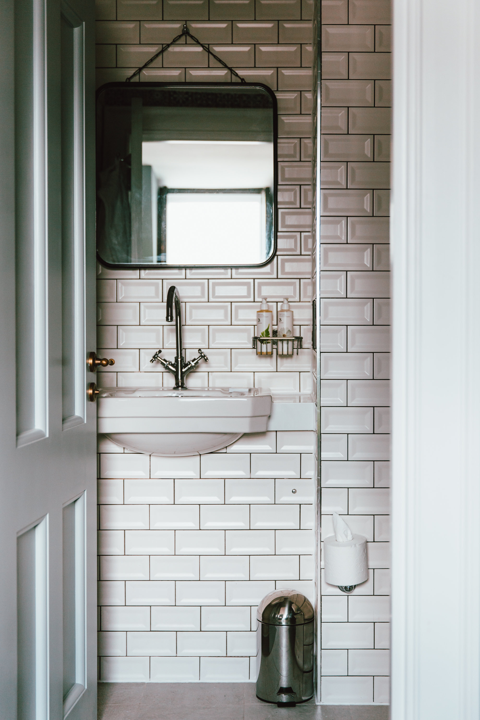 HIBathRoomSamples-Room1(17of47).jpg