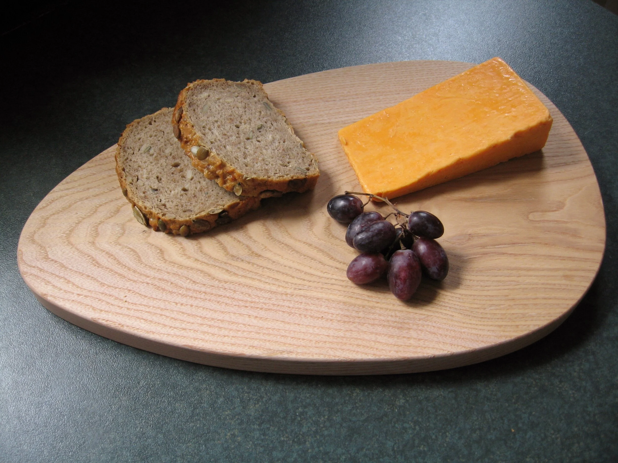 Ash Serving Board (2018_08_07 11_06_08 UTC).JPG