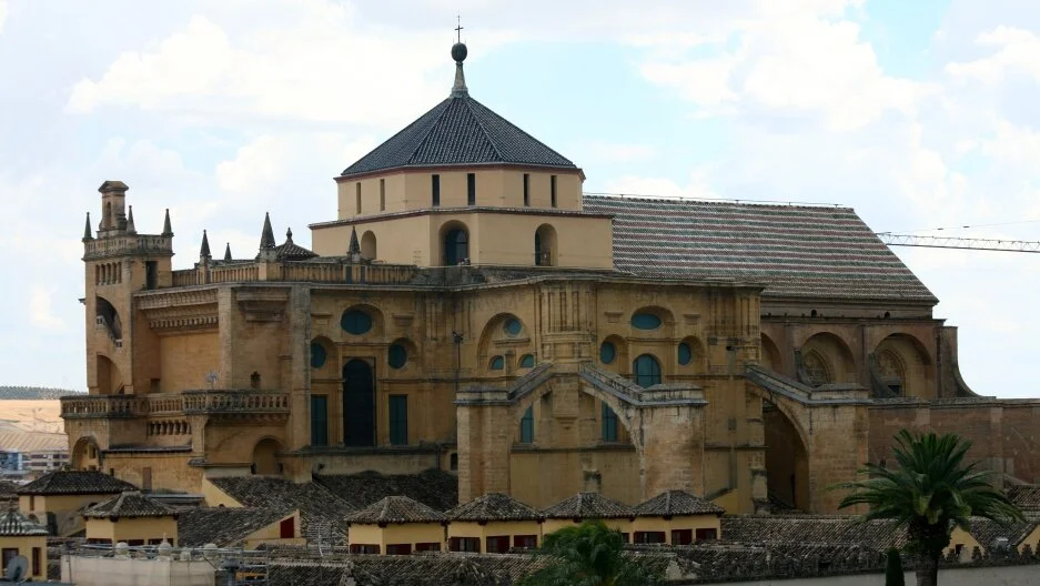 Can Two Religions Coexist in One Space?