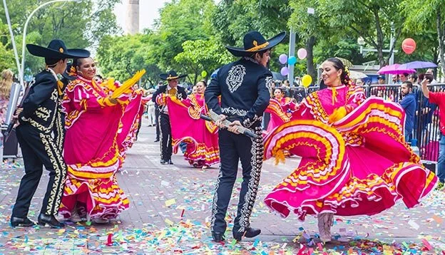 6 Notable Mexican Customs