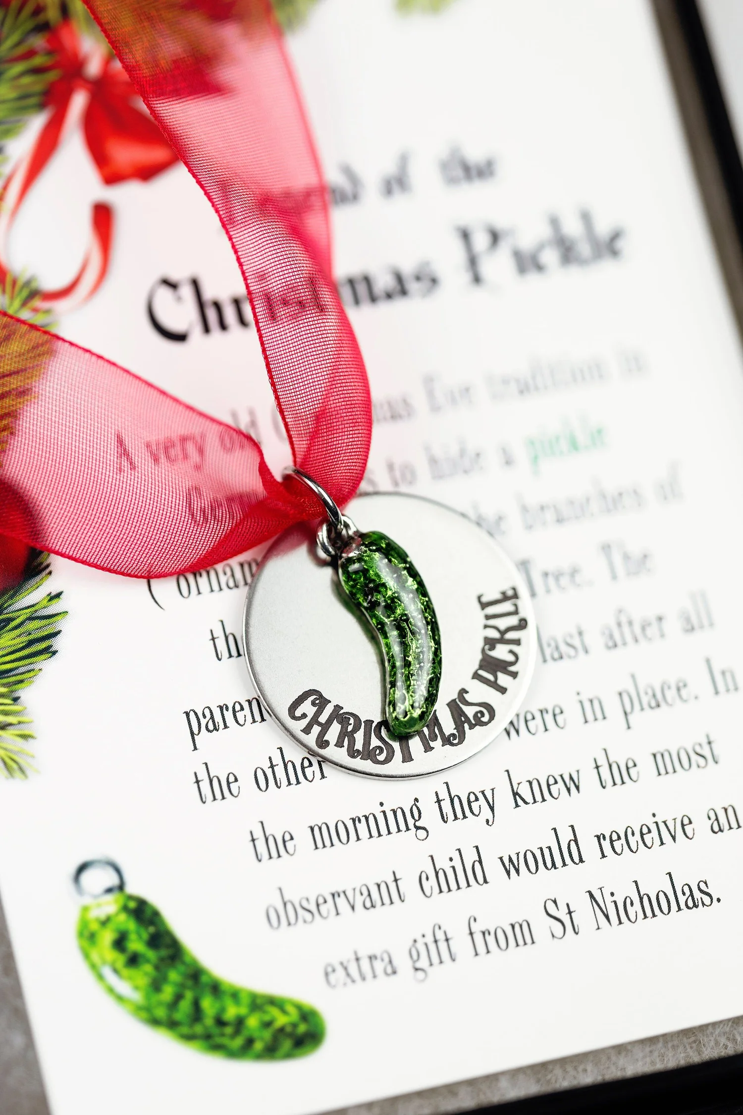 christmas-pickle-ornament-pammytail