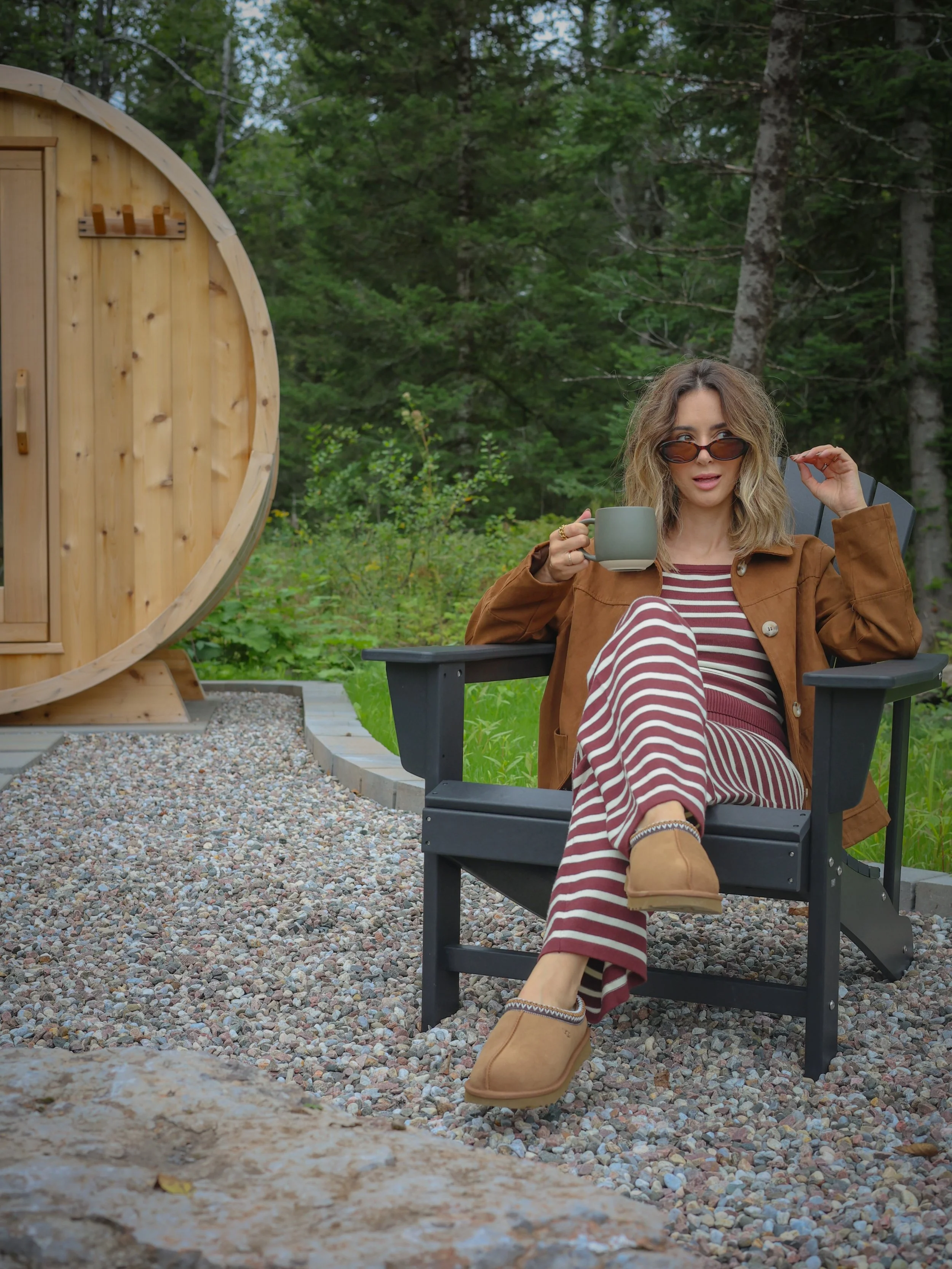 Nothing screams fall like a new pair of UGG boots and this year I got the Tasman Slipper from @the.shoe.co&nbsp;to wear on cool days! #ad
&nbsp;
They are the perfect fall boots to slip on and go. Whether I&rsquo;m wearing them to school drop-offs, ru