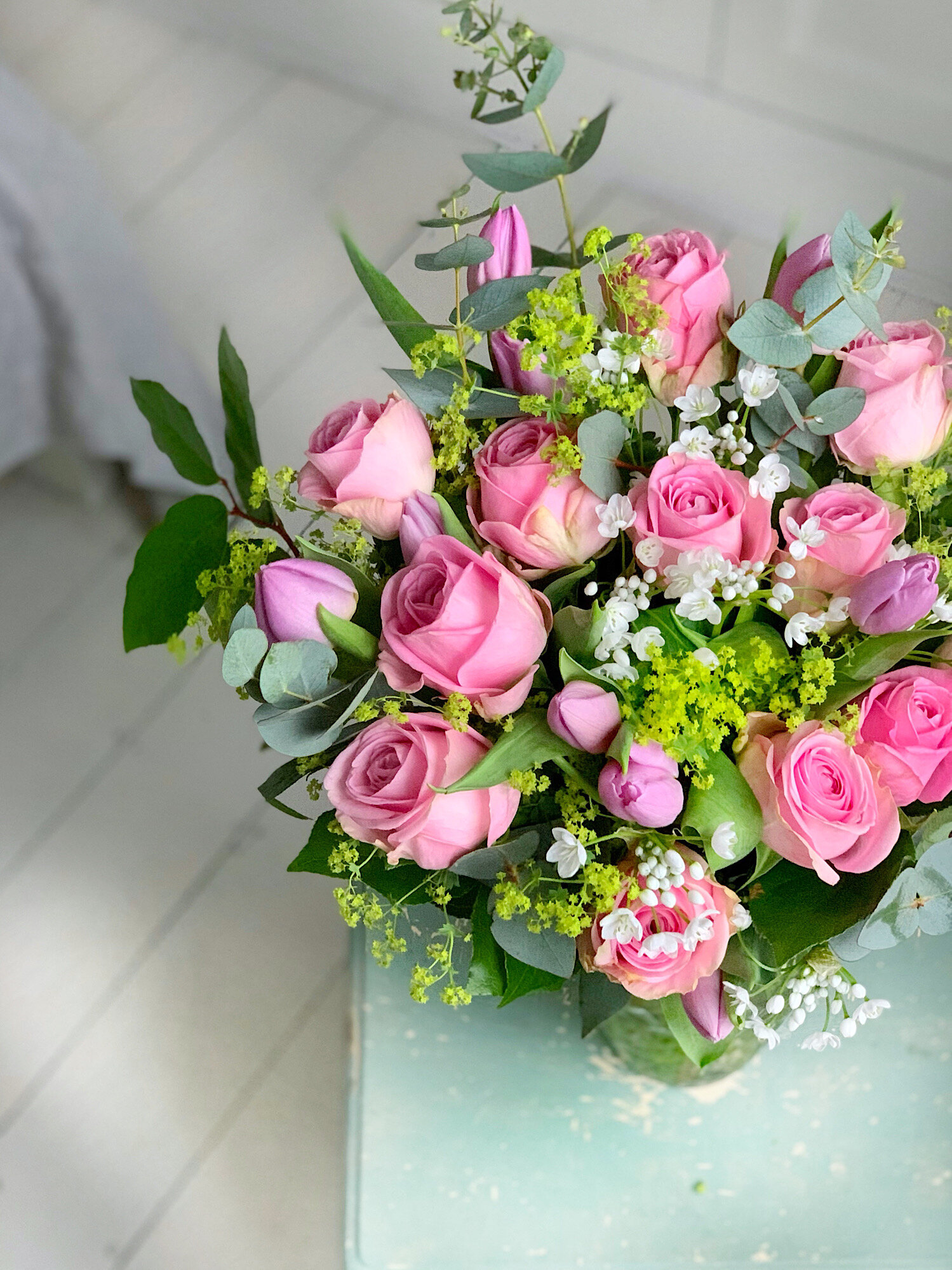 pink-bouquet-delivery