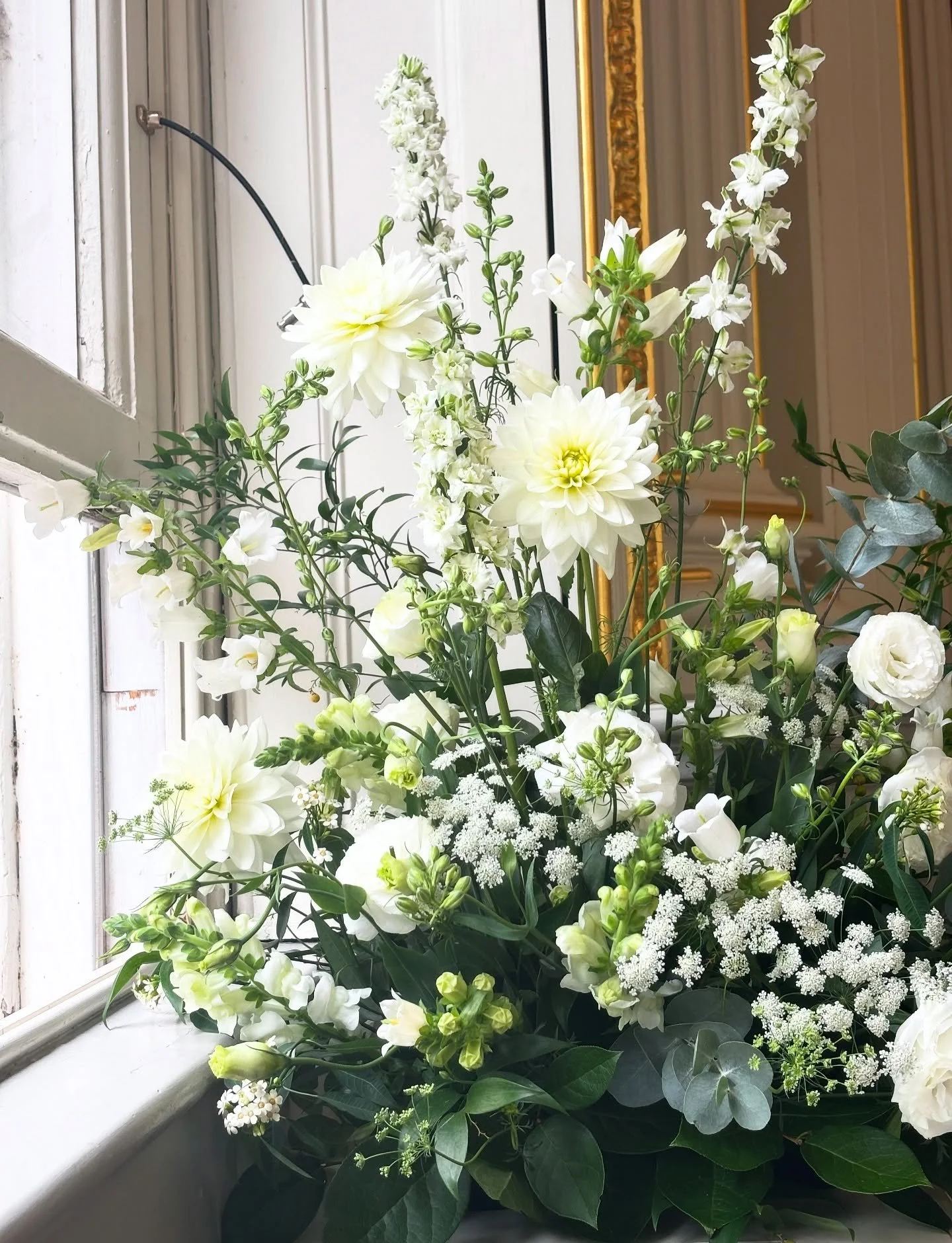 There&rsquo;s something magical about @orleanshousegallery 
Flowers in white &amp; green for Irene &amp; Kris 
.
.
.
.
#orleanshousegallery #weddingceremony #weddingceremonydecor #whiteflowers #londonwedding #londonflorist #lilacandbloom #richmondflo