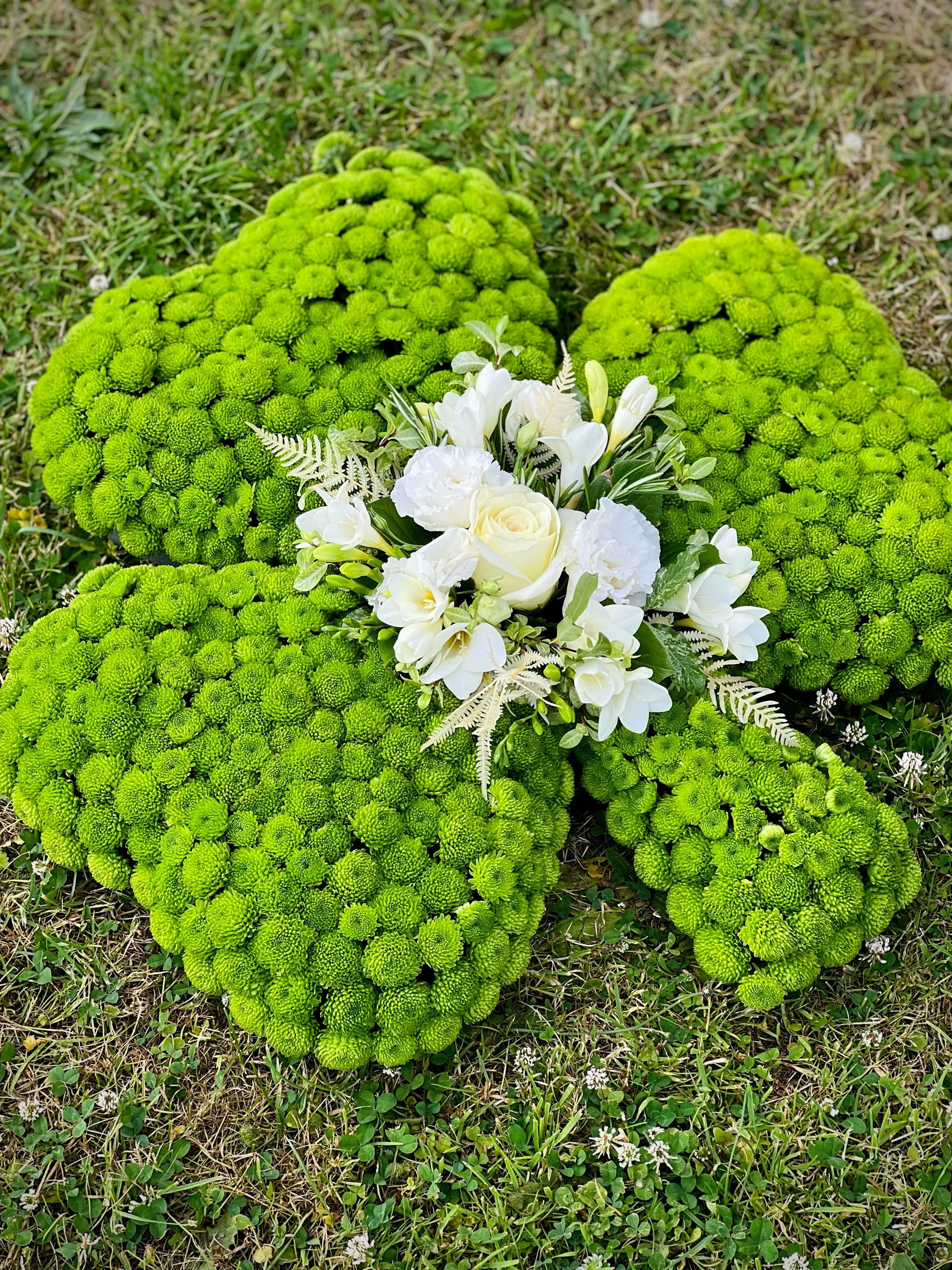 shamrock funeral tribute .JPG