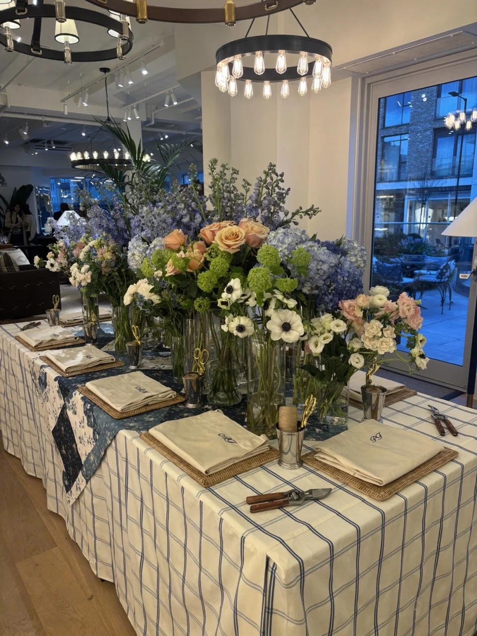 fresh flower arranging workshop Large.jpeg