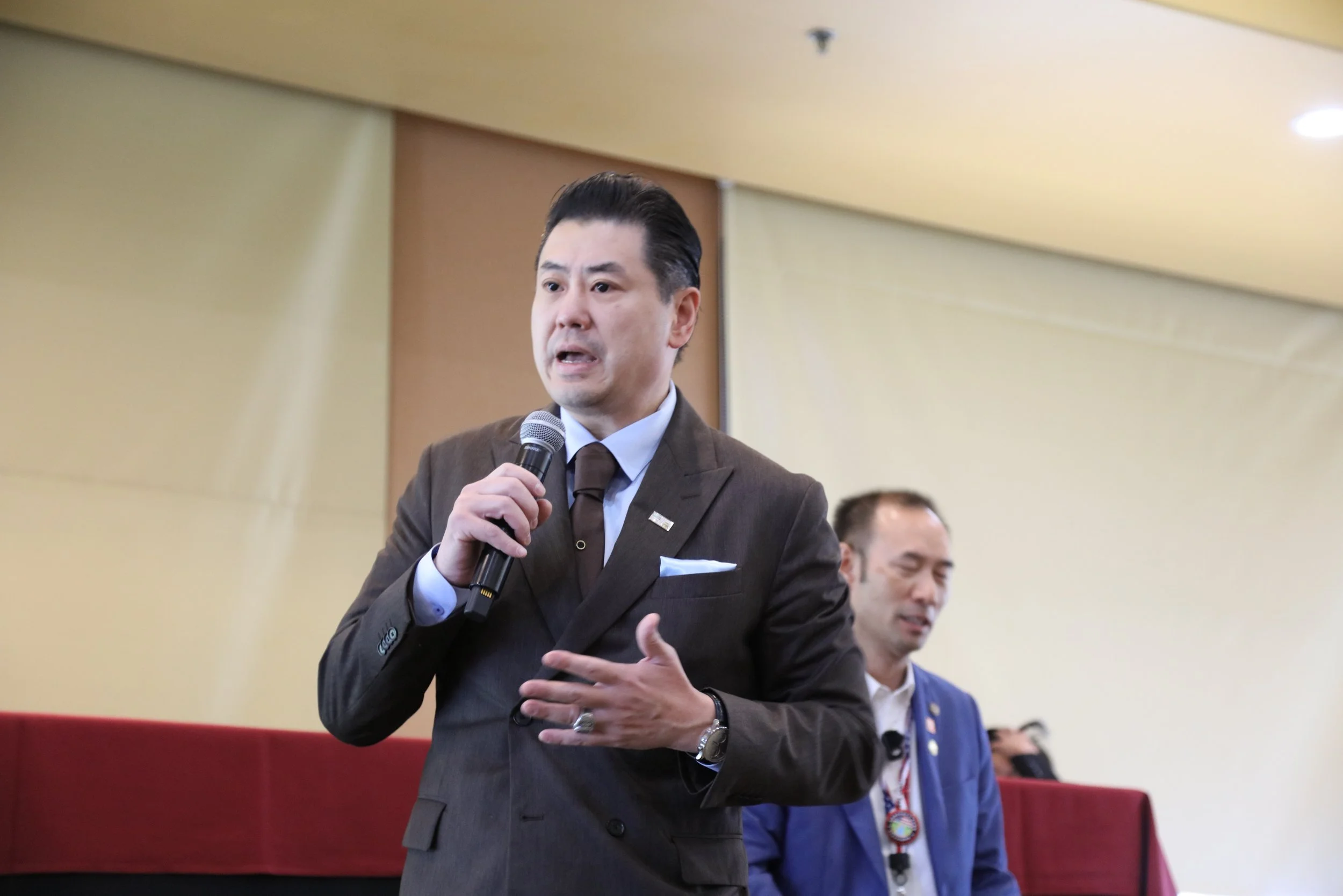 AAEDE's 15th Annual Job & Career Fair — Guest speakers Vinh T. Ngo of Monterey Park and Bank of America and Paul P. Cheng of the City of Arcadia share their unique insights.