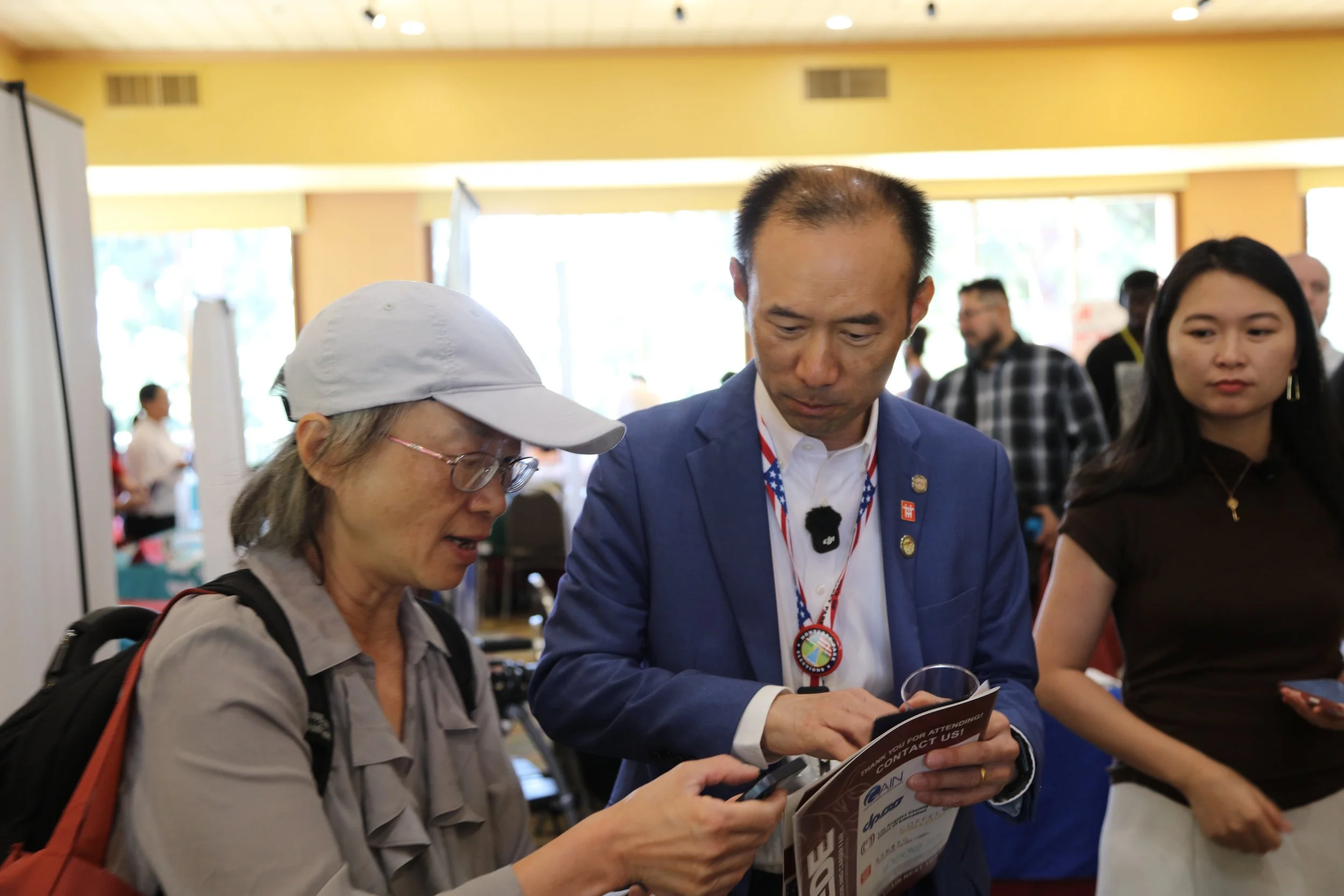 AAEDE's 15th Annual Job & Career Fair — Guest speaker Vinh T. Ngo of Monterey Park and Bank of America shares his unique insights.
