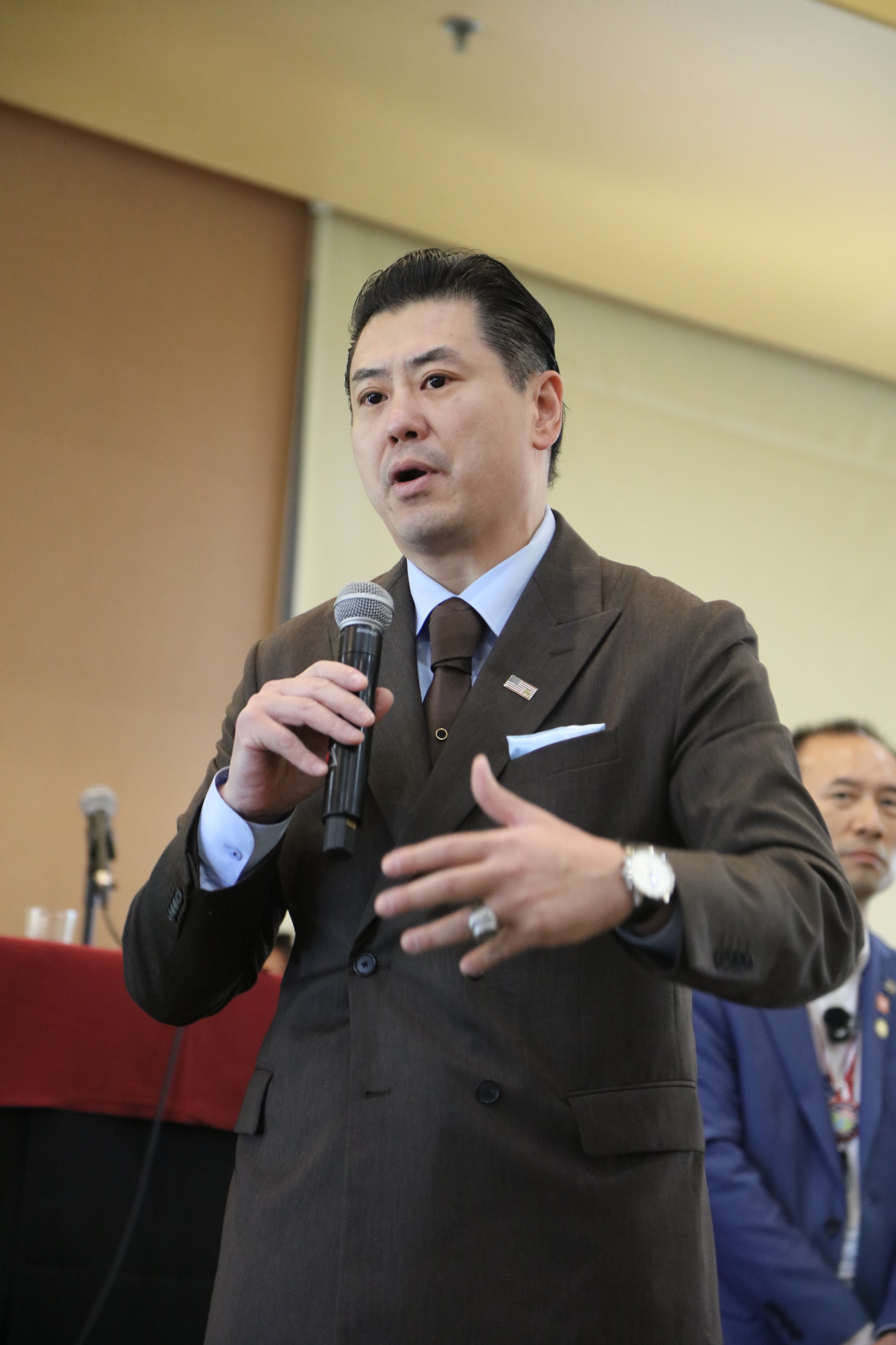 AAEDE's 15th Annual Job & Career Fair — Guest speakers Vinh T. Ngo of Monterey Park and Bank of America and Paul P. Cheng of the City of Arcadia share their unique insights.