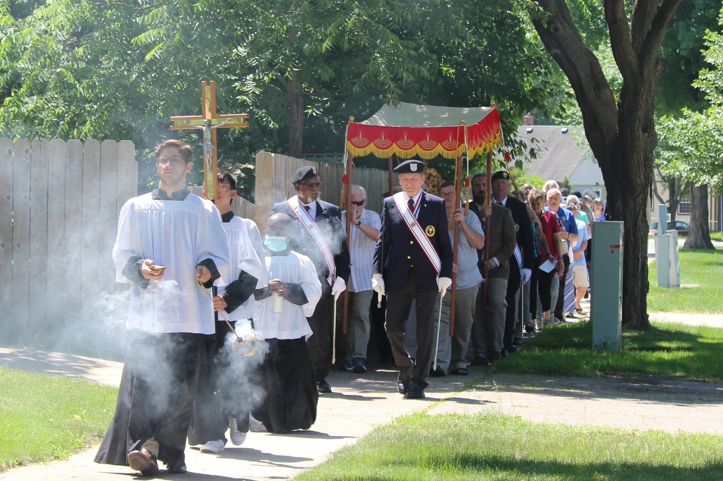 Diverse Neighborhood