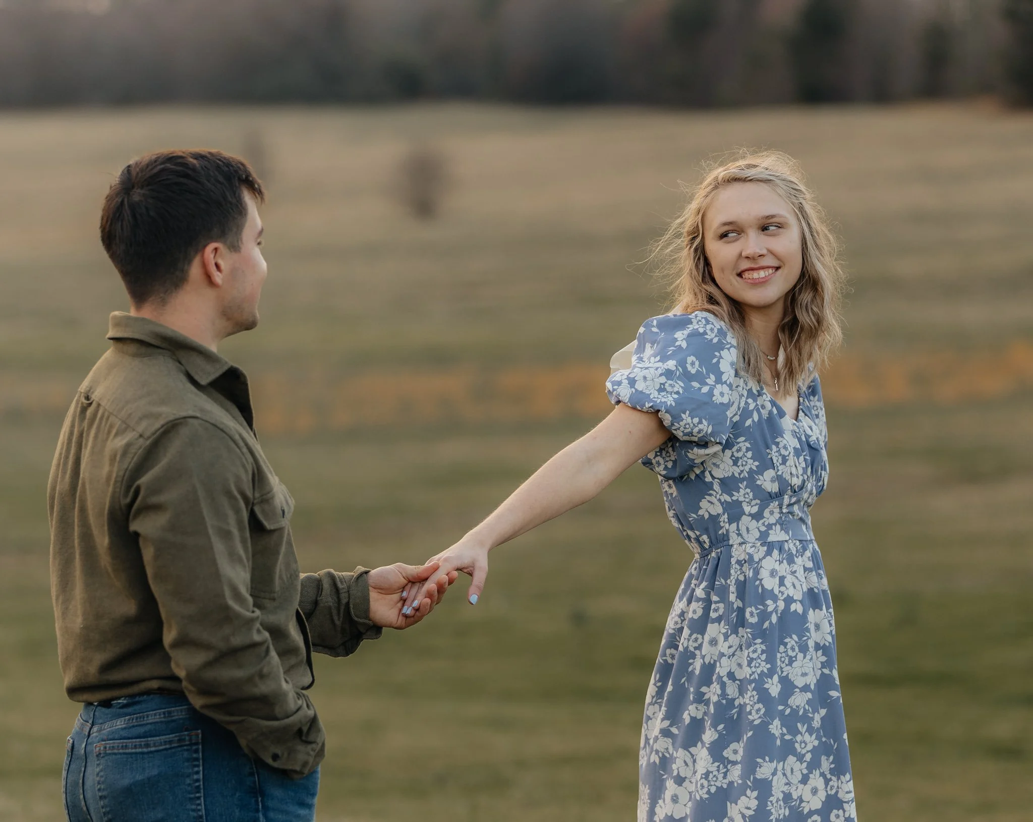 Top 5 Tips for Natural Engagement Photos