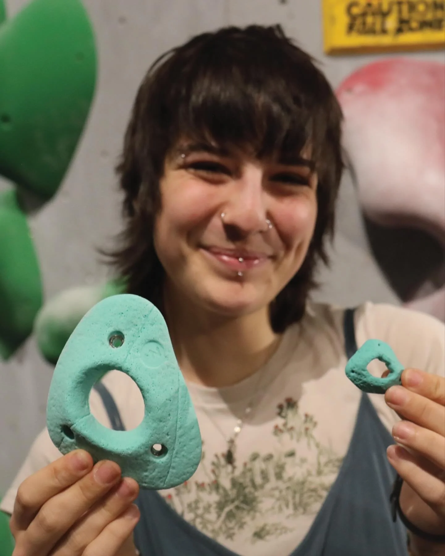 We had a blast making little magnetic climbing holds with Acadia Center for the Arts (@artwaves_mdi ) last night! Thanks to everyone who stopped by :)

✨Did that rad climbing hold tote bag catch your eye? Mariah Reading will be hosting a Make Your Ow