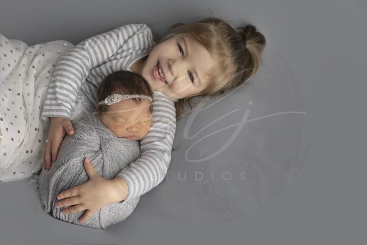 Newborn Portrait with Big Sister
