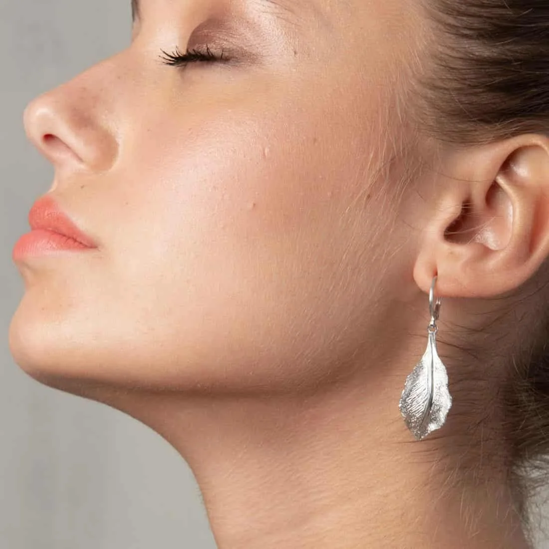 Turn over a new leaf this year with Argent Basic's Adara collection, a beautifully delicate nature line made of sterling silver. Check out more of their collections at www.subicres.com/argentbasic!! #subicres #argentbasic #silver #trendy #mediterrane