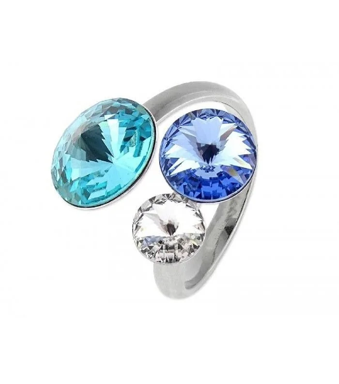 Get the purest Mediterranean vibes with Liska's Aquamarine collection! This sterling silver &amp; Swarovski Crystal wrap ring is
now available online at
https://www.subicres.com/womens-swarovski.  #subicres #liska #liskajoyas #swarovskicrystal #swaro