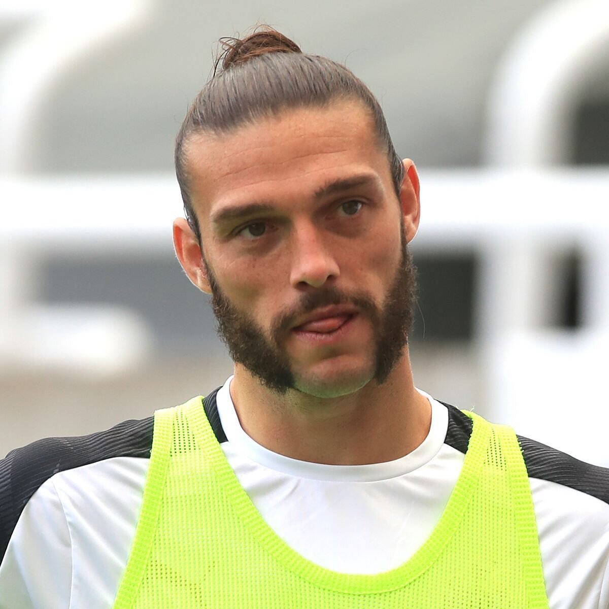 Look at the state of that, man! This features in episode 1 of season 2! Check it out on Spotify and Apple Podcasts!

#footballpodcast #comedypodcast #andycarroll #downthepub #applepodcasts #spotifypodcast #beard