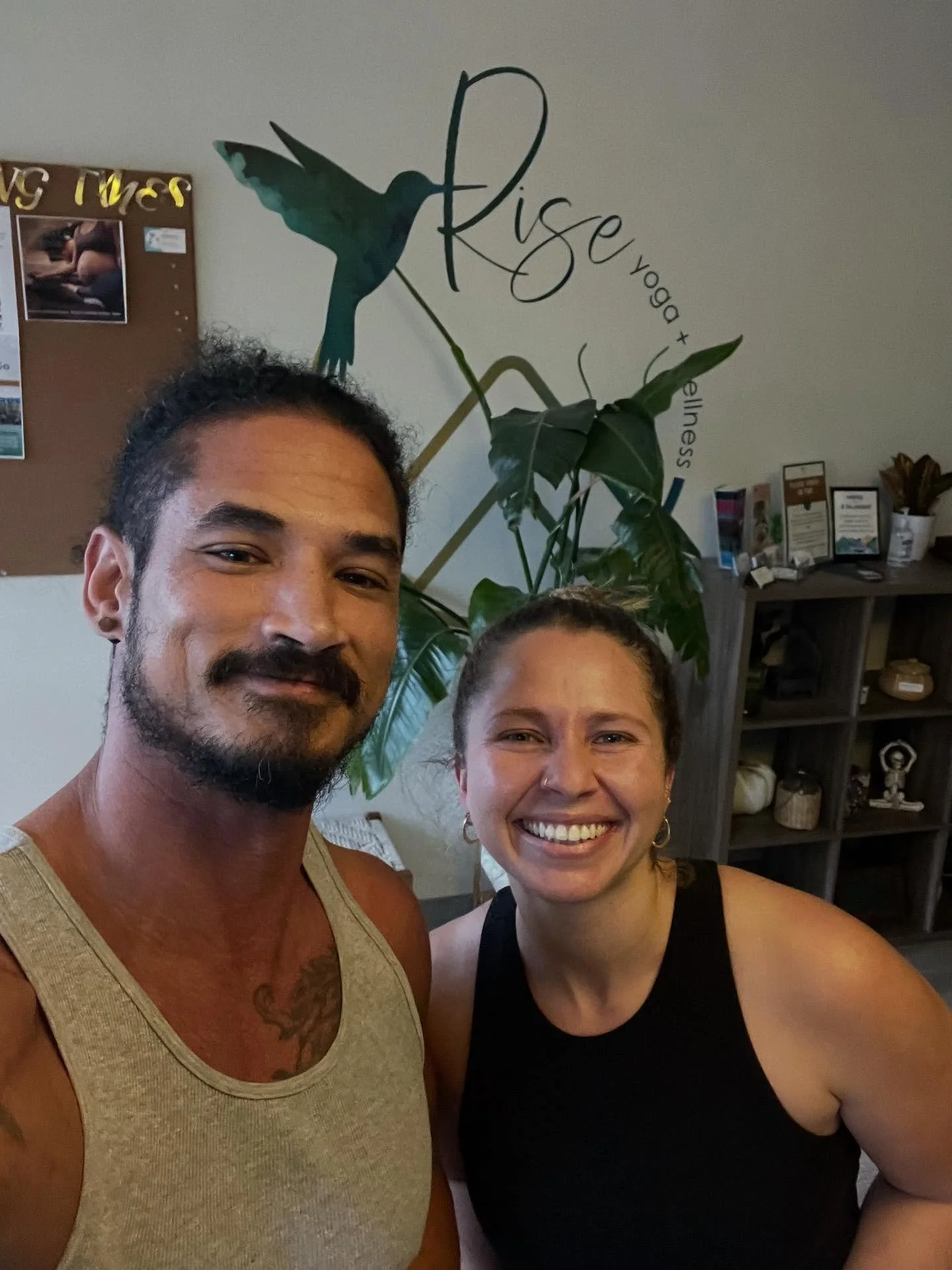 Great class @effortandease_yoga ! @riseyogacolorado is happy to have you ! Flow two was great ! @precisionfitcations_ got a great workout in ! #yoga #flowtwo #flow2 #riseyoga #riseyogaandwellness #goldencolorado #schoolofmines