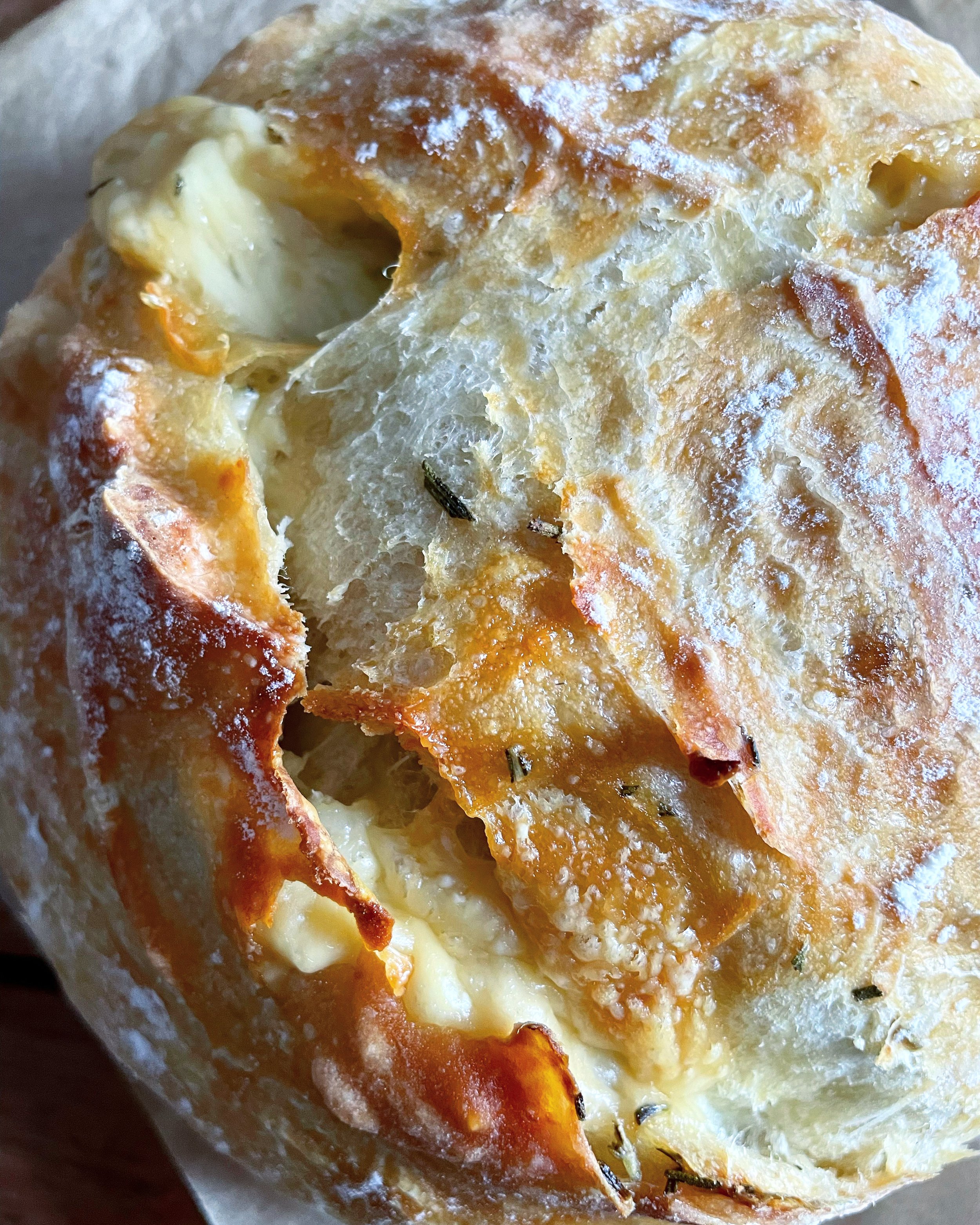 No Knead Dutch Oven Bread: How to Make This Quick and Easy Recipe