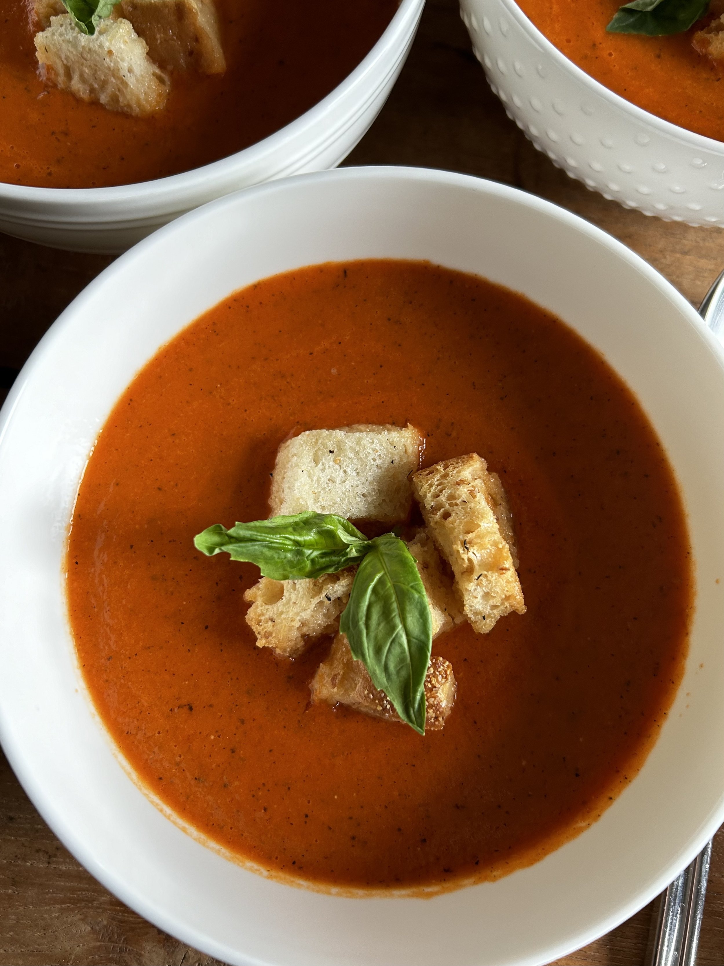 Fire Roasted Tomato Soup. | harvestandnourish.com