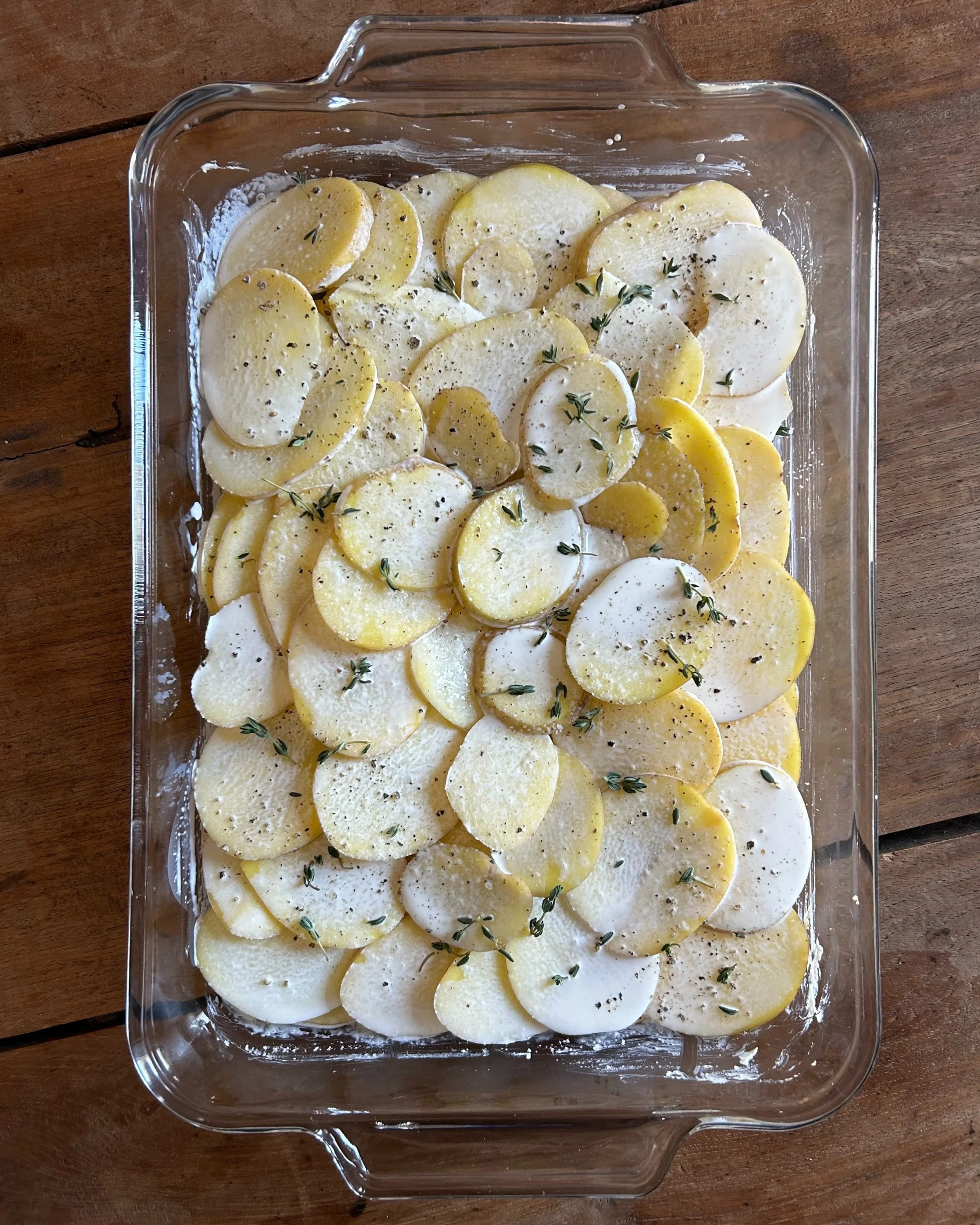 Potatoes au Gratin with Gruyère. | harvestandnourish.com