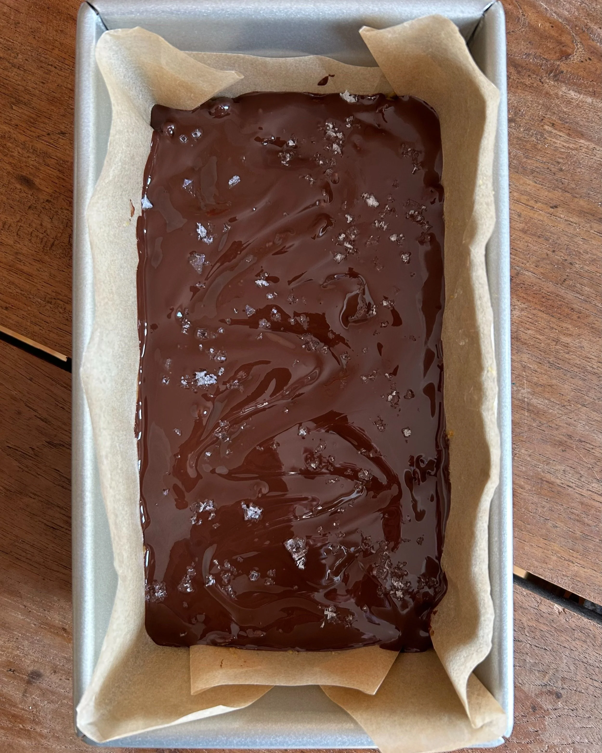Chocolate Peanut Butter Krispie Bars. | harvestandnourish.com