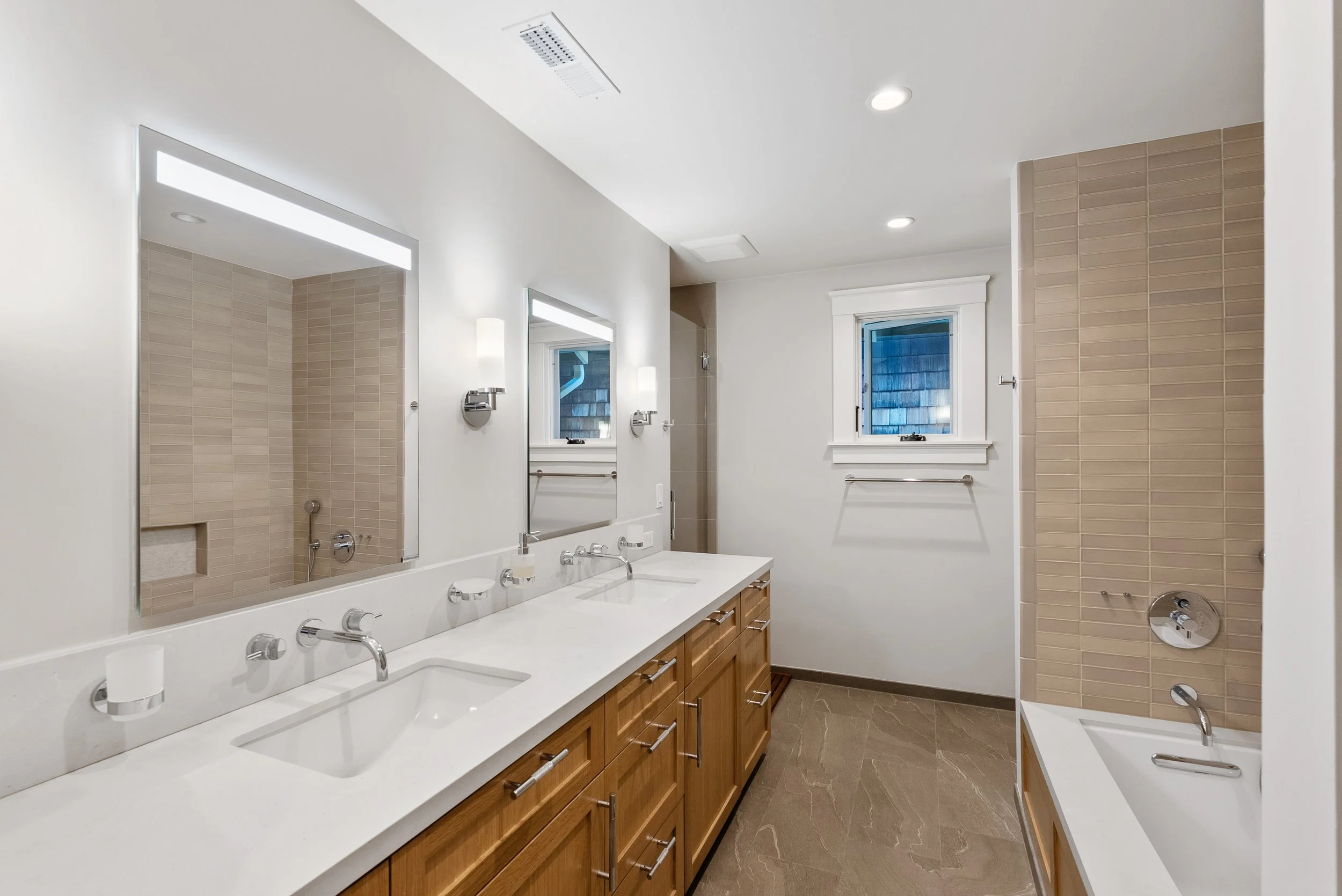 North Berkeley Reno Primary Bathroom AGD Builds 4.jpg