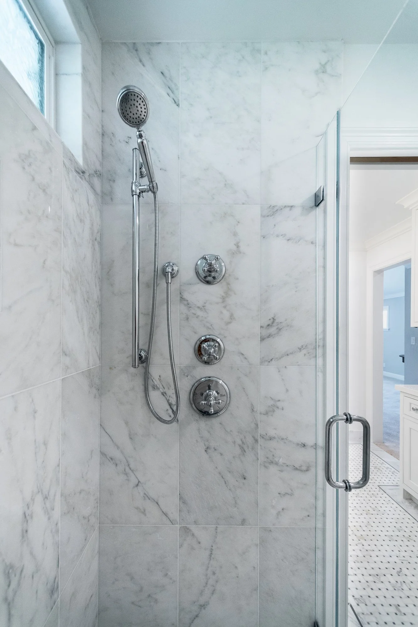 Moraga contemporary modern bathroom reno AGD Builds 3.jpeg