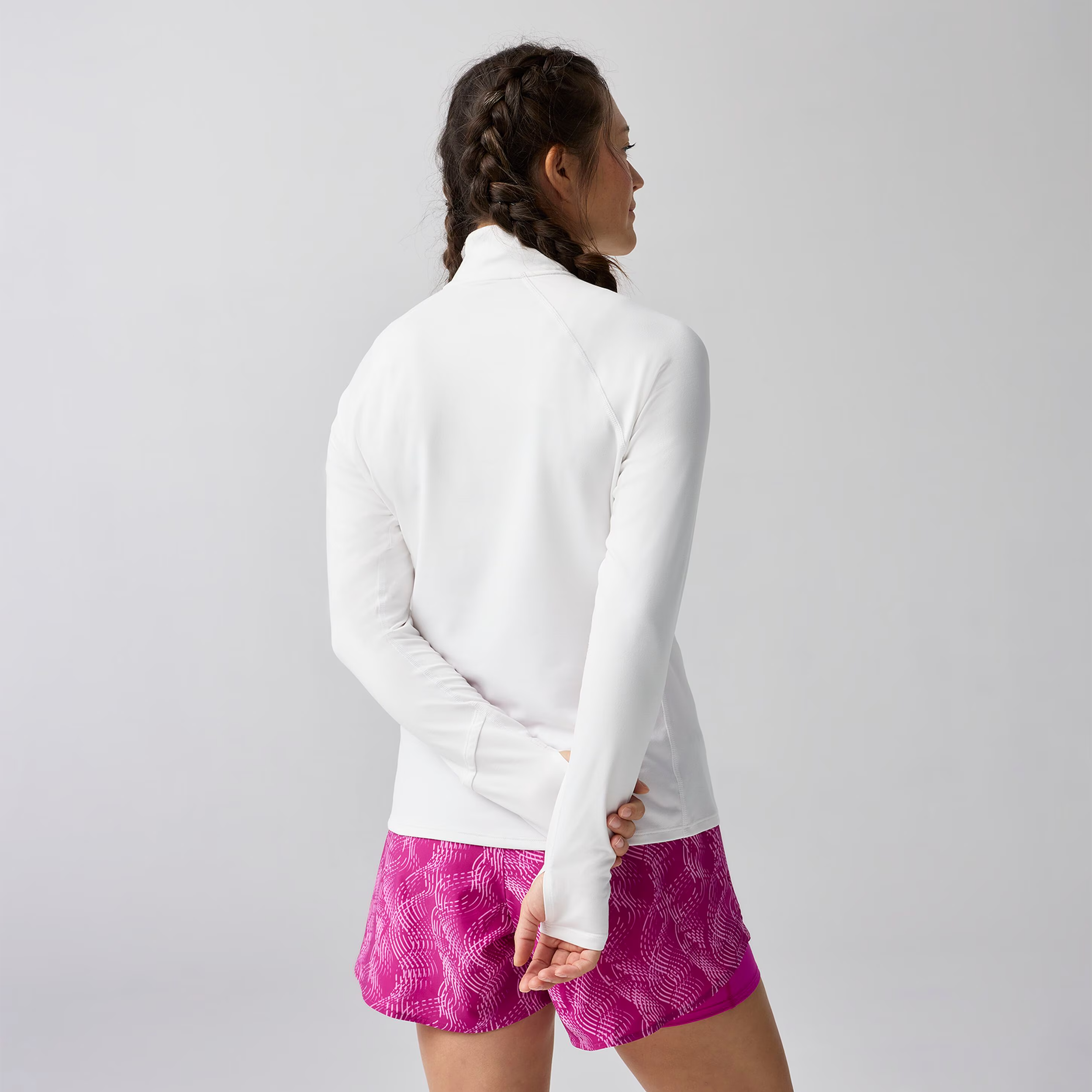 221733-100-mb-dash-half-zip-3-womens-long-sleeve-running-shirt.png