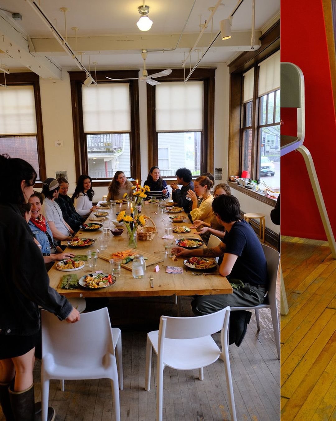 Our first Sage Supper Club! 🍴An evening of community building over food.

Thank you all for going screen-free, engaging in meaningful conversation, and sharing stories with one another.

More Supper Clubs to come this summer!