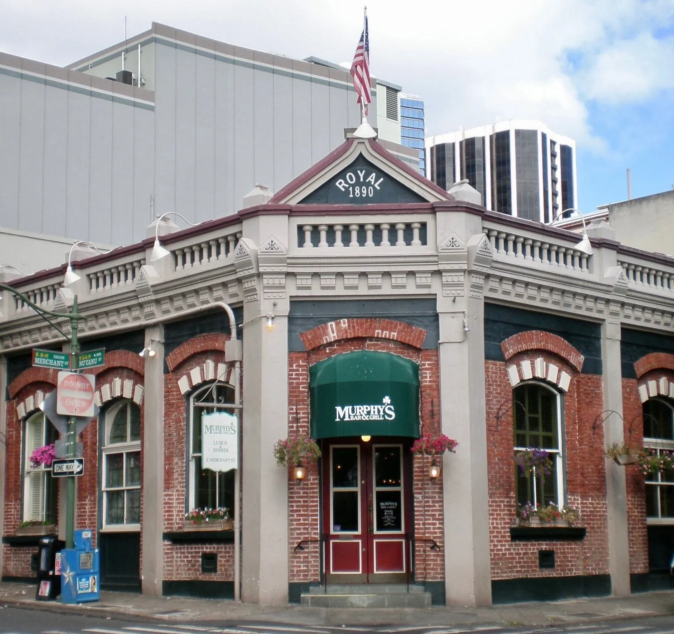 Murphy's Bar & Grill Irish Pub