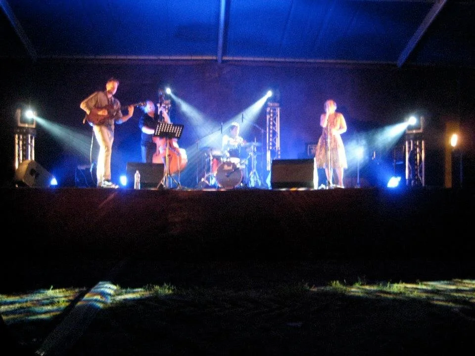 Review in CADENCE Magazine by Alan Bargebuhr