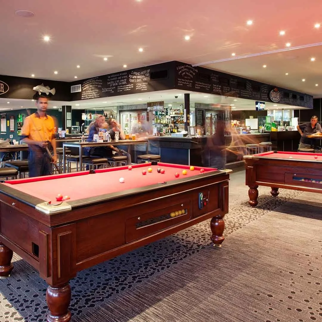 Eat-Supp Content-Sports Bar-Square.jpg