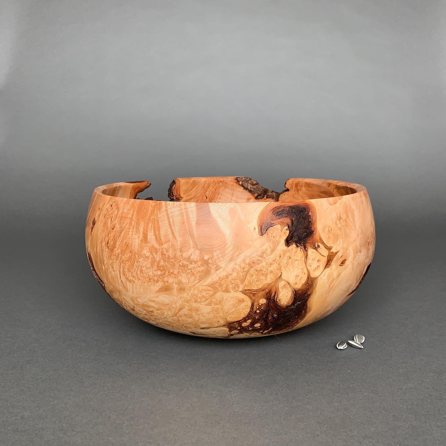 https://www.bidsquare.com/auctions/the-smithsonian-craft-show/smithsonian-craft-benefit-auction-5549  The Calabash made it into the Smithsonian Auction. Check out the other beautiful pieces offered. Especially the porcelains.