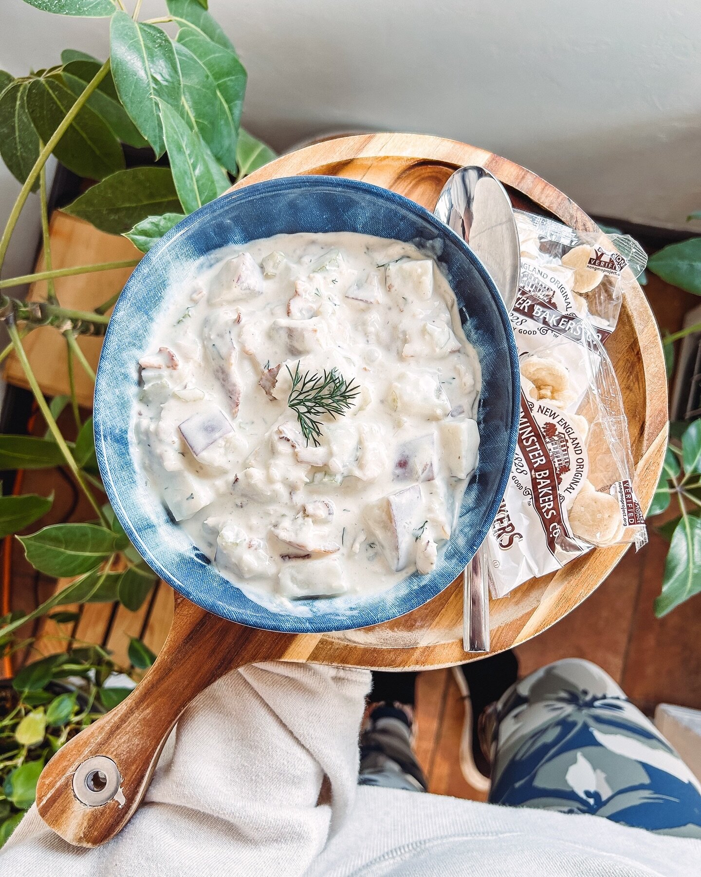 ✨NEW✨ Smoked Haddock Chowder 🐟 incredibly flavorful, creamy and bright. A must try. Available in our grab &amp; go!⁣
⁣
⁣
⁣
⁣
⁣
⁣
#jrseafoodmarket #smokedhaddock #chowder #fishchowder #fishsoup #mysticeats #seafoodie