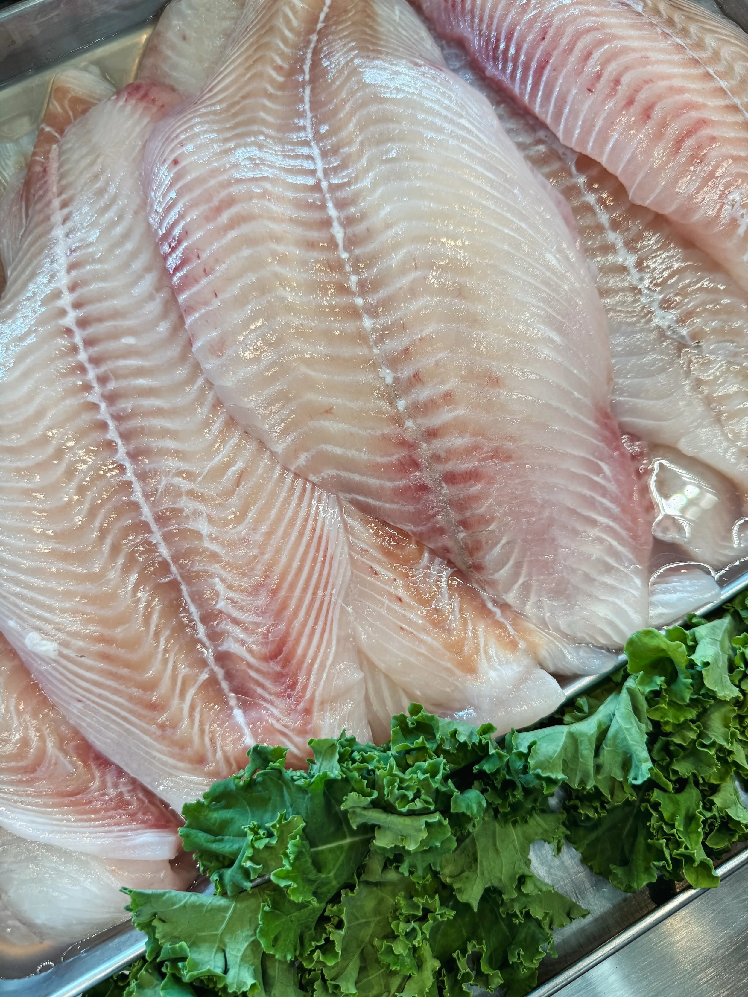 Eat local, shop local, support local 🐟 here &lsquo;til 6!