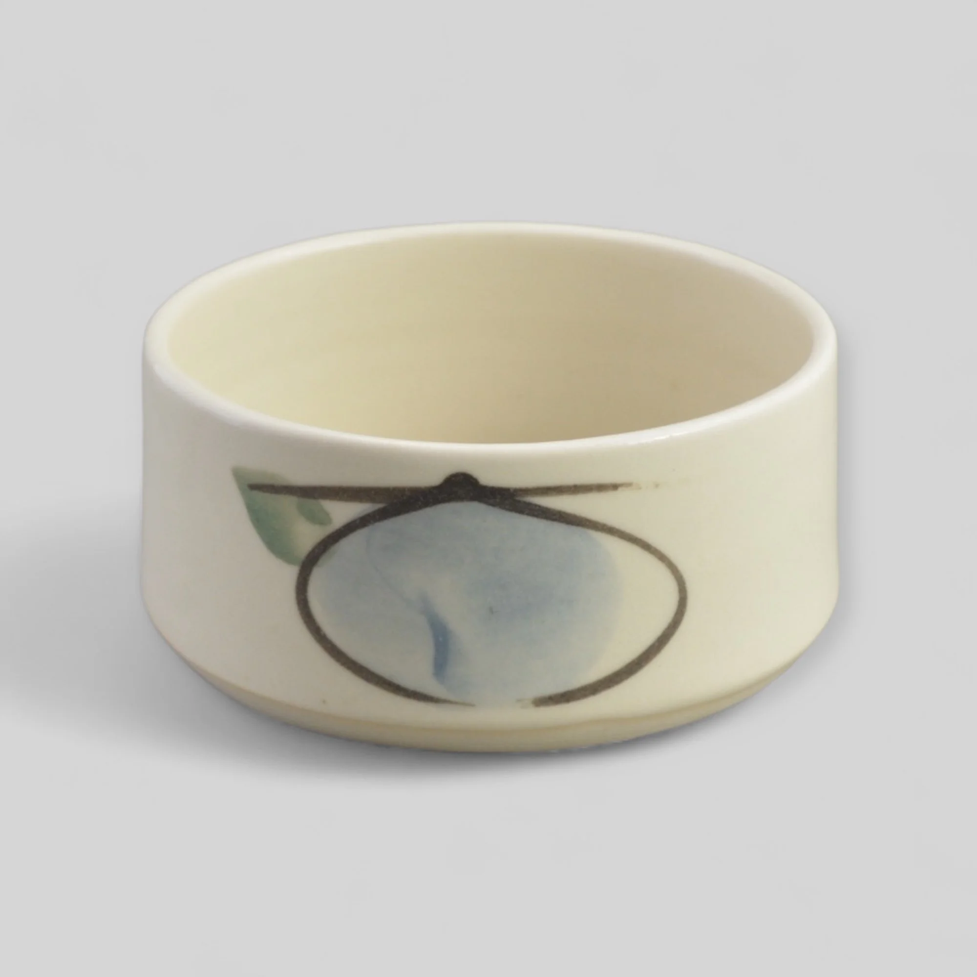 Cache pot margarine bleu.JPG