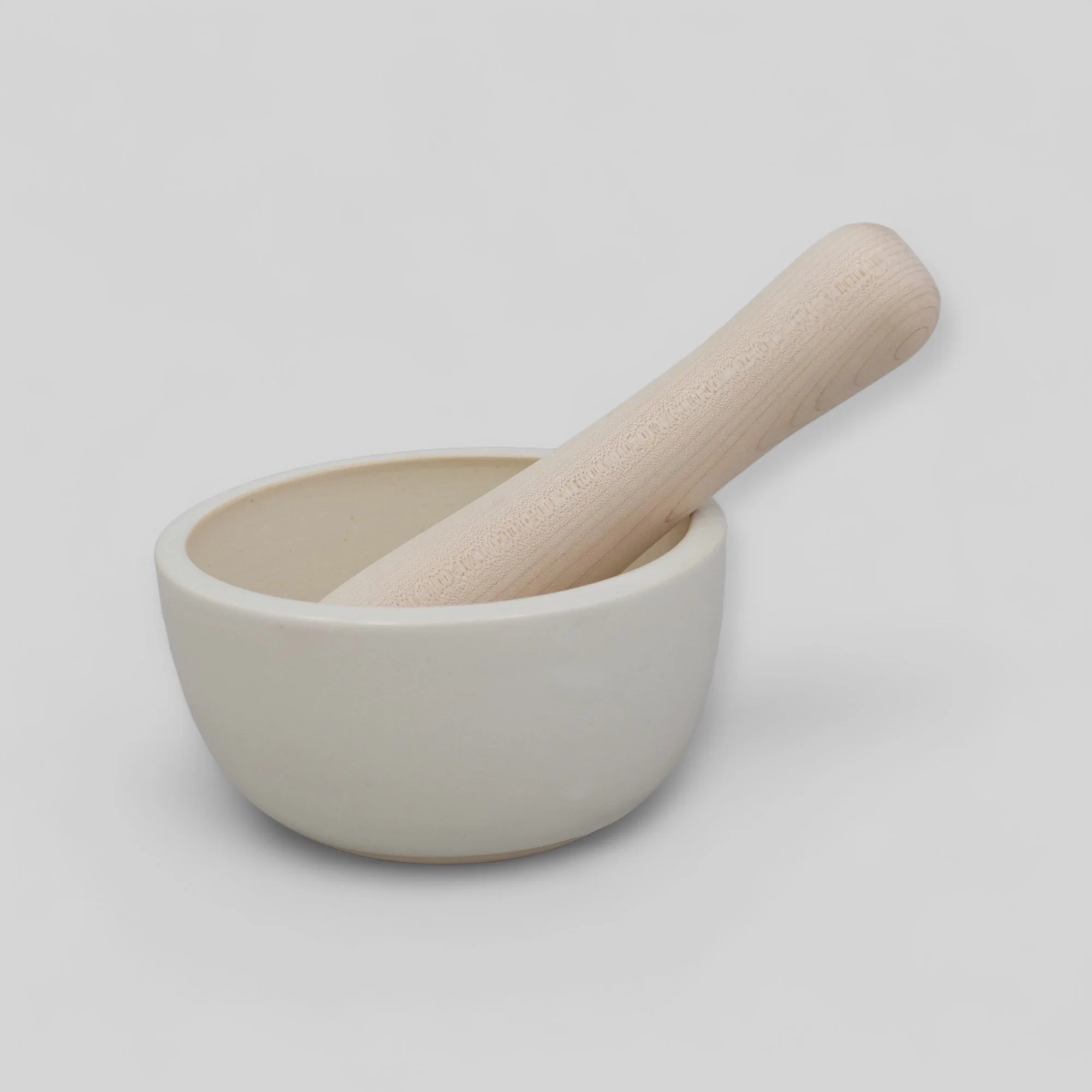 les ateliers charlevoix, pilon mortier, mortar pestle, pion mortier en céramique, ceramic mortar pestle, pottery, céramique fait main, handmade ceramic charlevoix