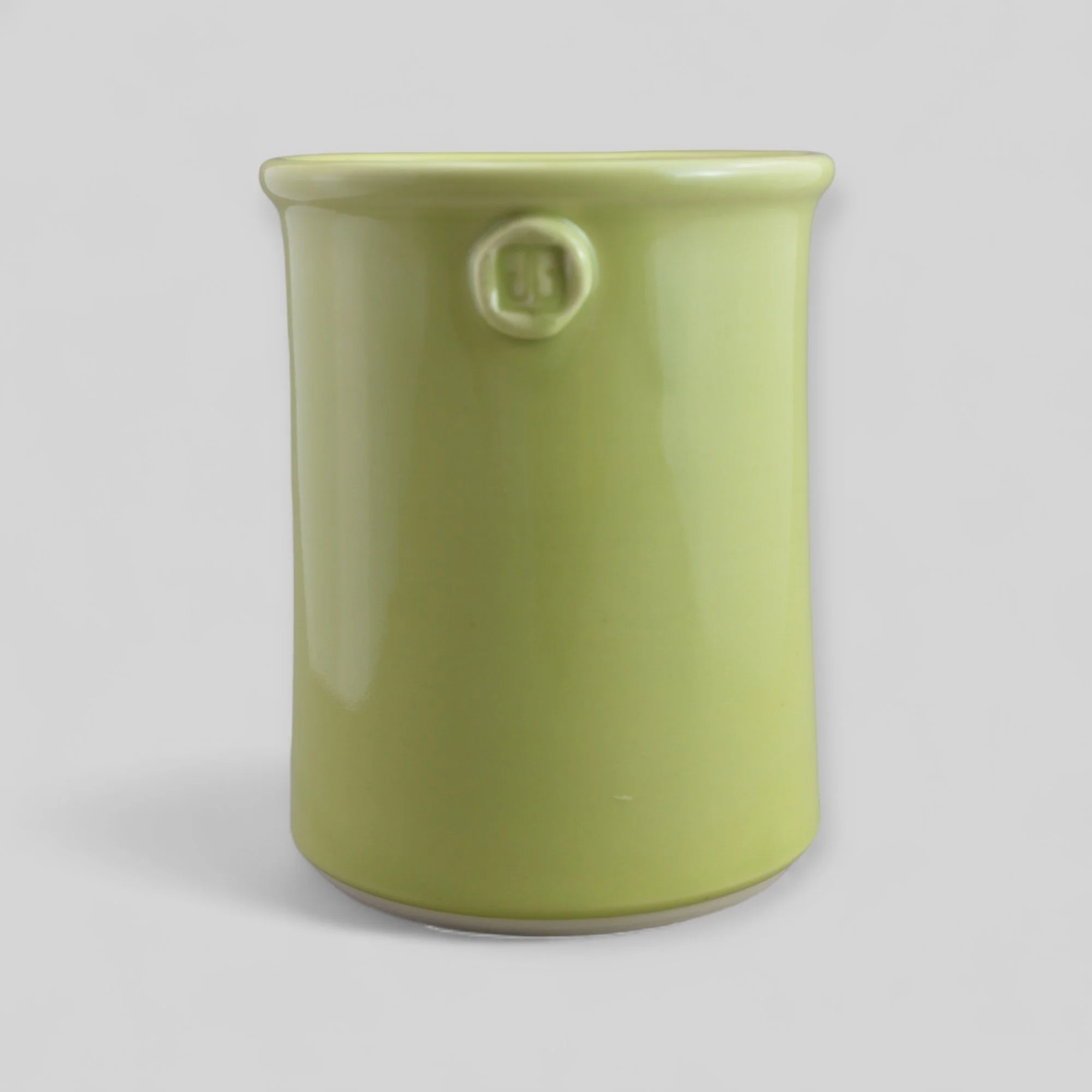 Pot ustensiles lime.JPG